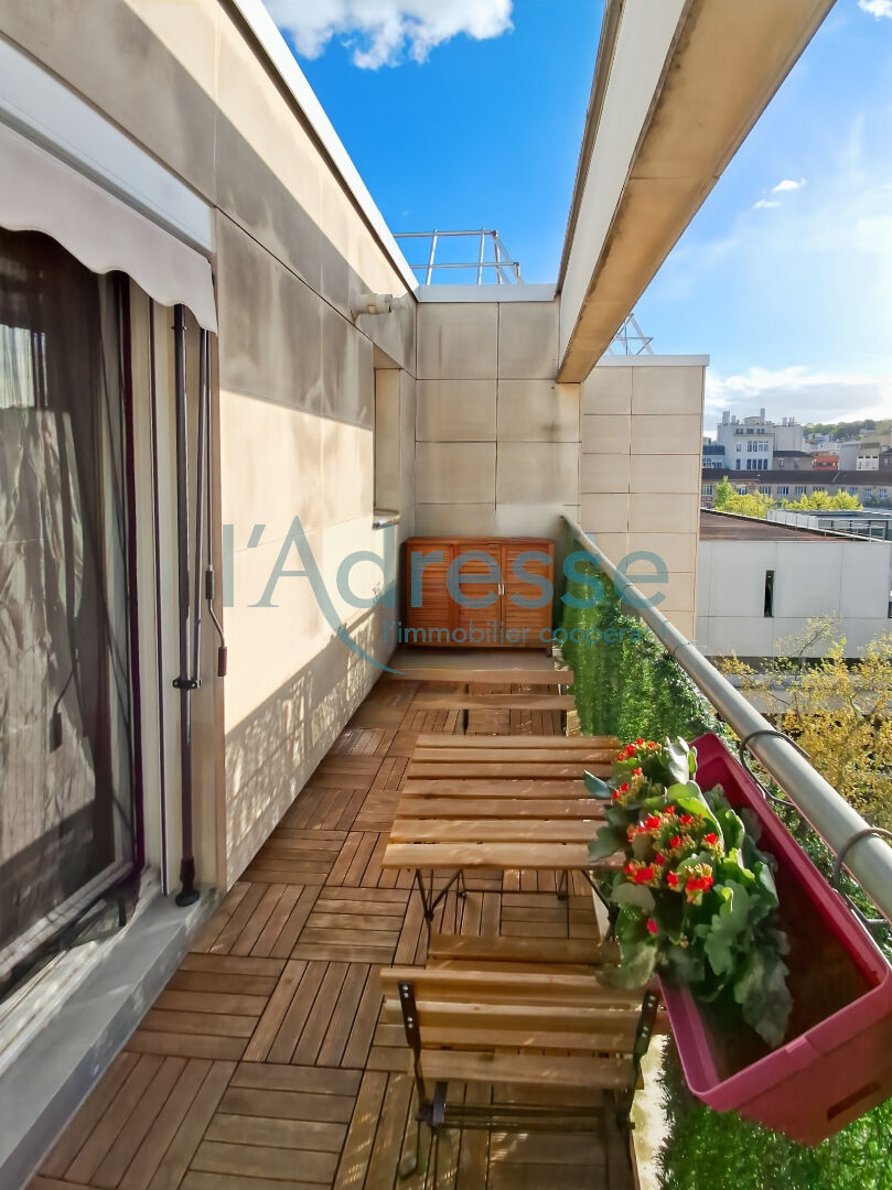 Appartement SURESNES (92150) 2 pi&egrave;ces 48.06 m&sup2;