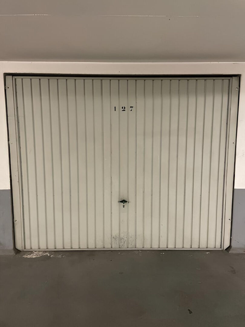Parking / box SURESNES (92150)