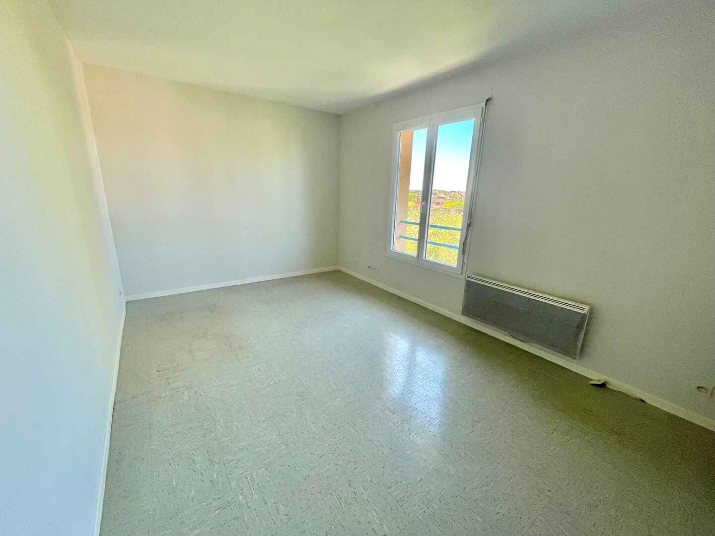 Appartement L ISLE JOURDAIN (32600) 2 pi&egrave;ces 33.72 m&sup2;