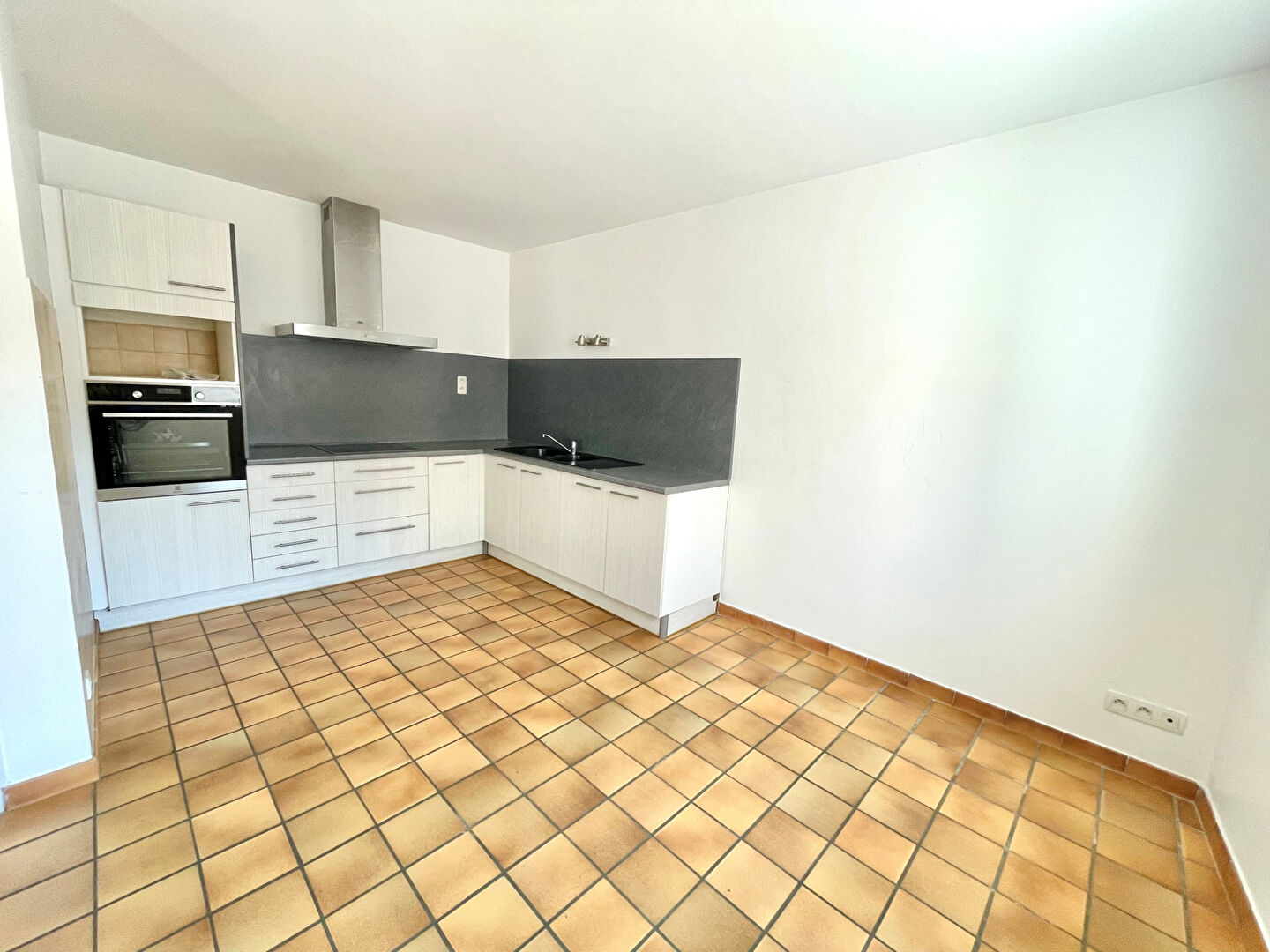 Maison LOMBEZ (32220) 3 pi&egrave;ces 73.97 m&sup2;