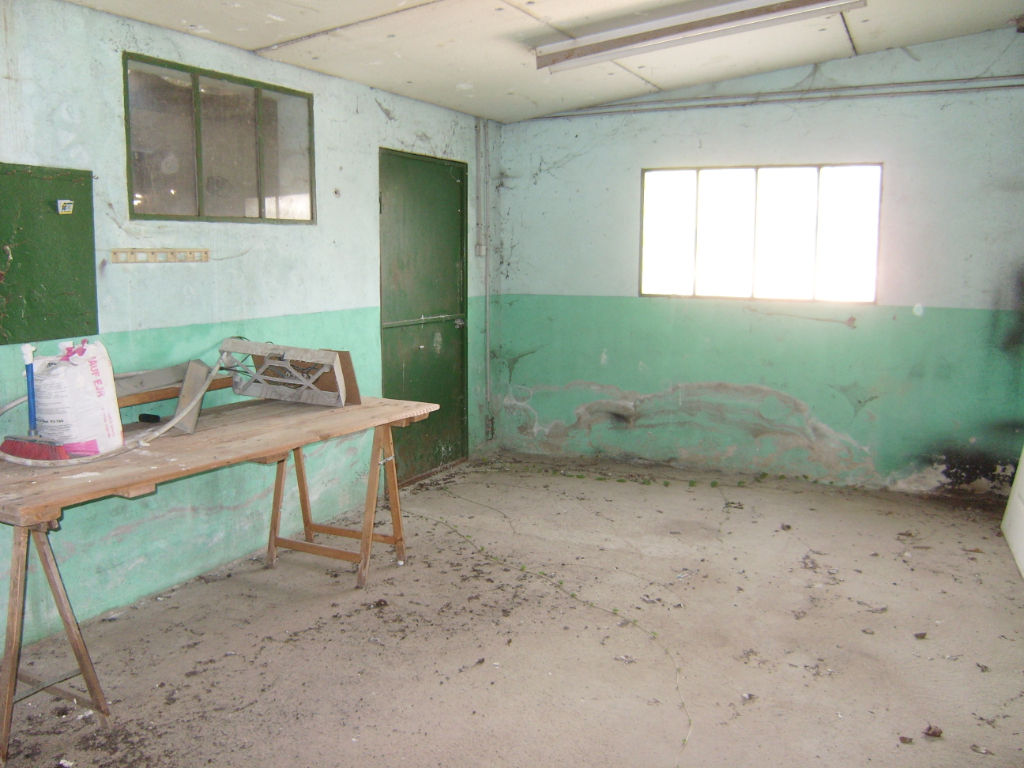Entrepôt / Local industriel L ISLE JOURDAIN (32600) 2 pièces 80.00 m²