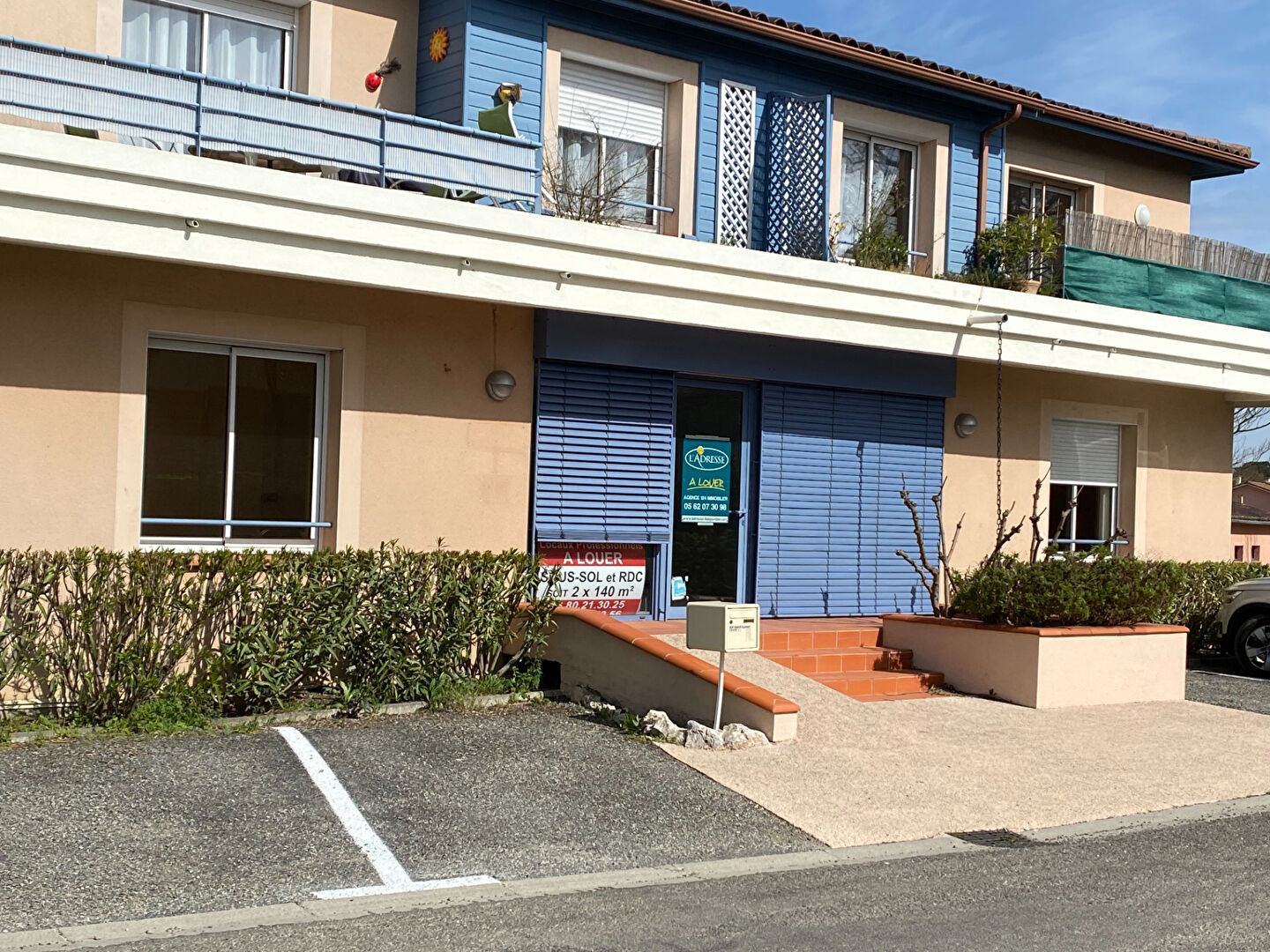 Bureaux L ISLE JOURDAIN (32600) 219.89 m²