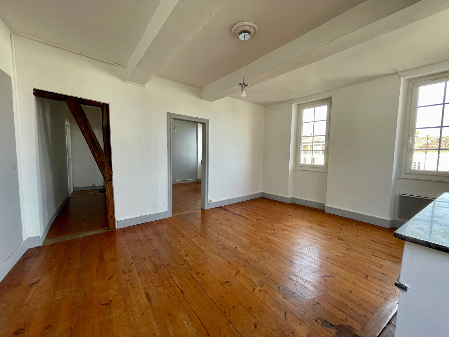 Appartement LOMBEZ (32220) 3 pièces 74.81 m²