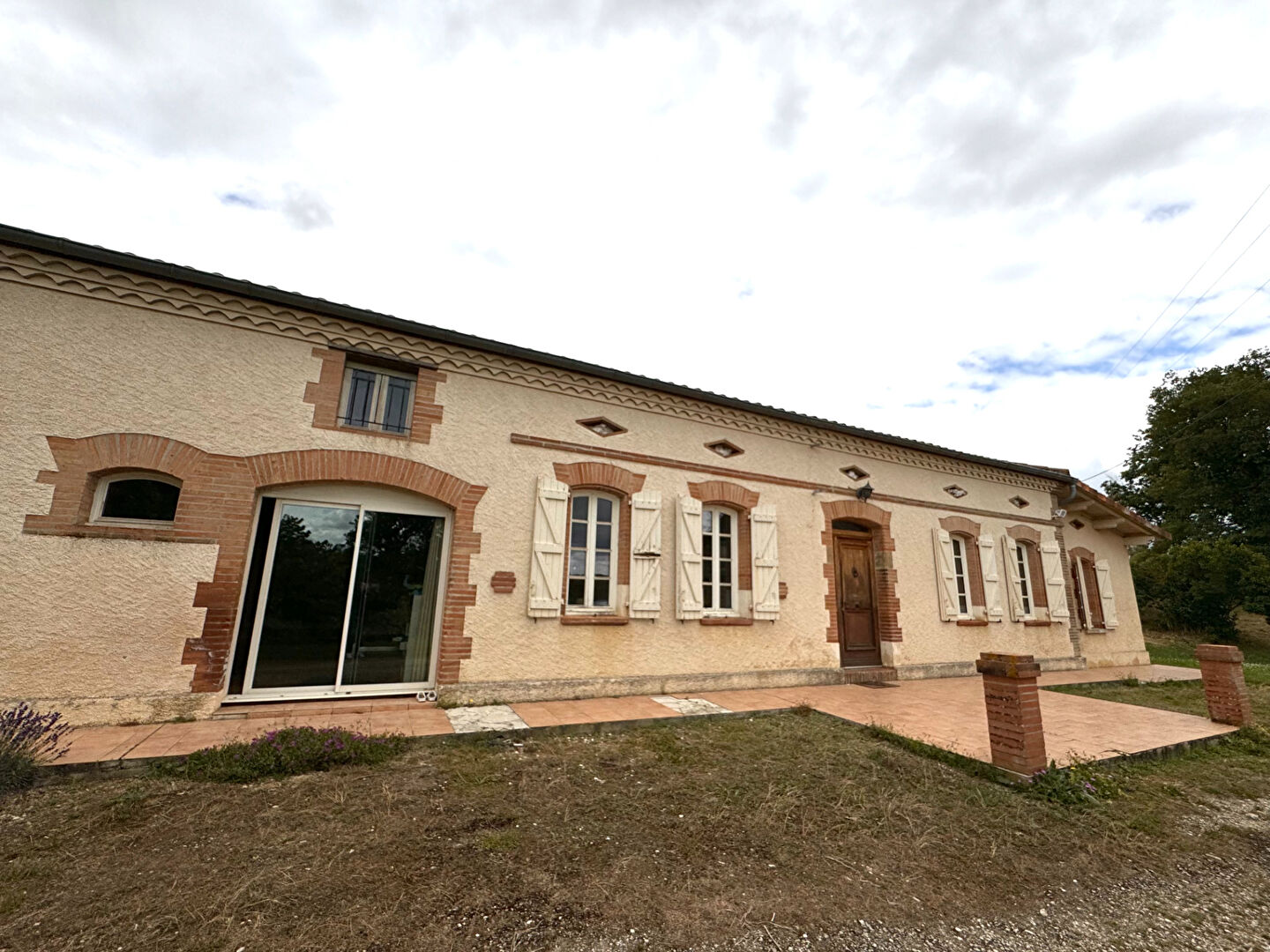 Maison L ISLE JOURDAIN (32600) 5 pièces 210.00 m²