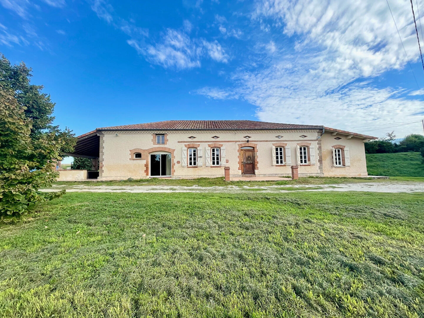 Maison L ISLE JOURDAIN (32600) 5 pièces 210.00 m²