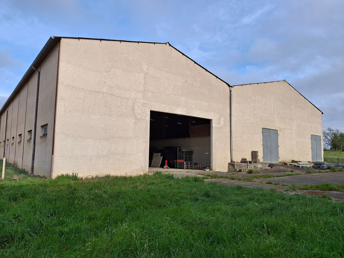 Entrep&ocirc;t / Local industriel GIMONT (32200) 1800.00 m&sup2;