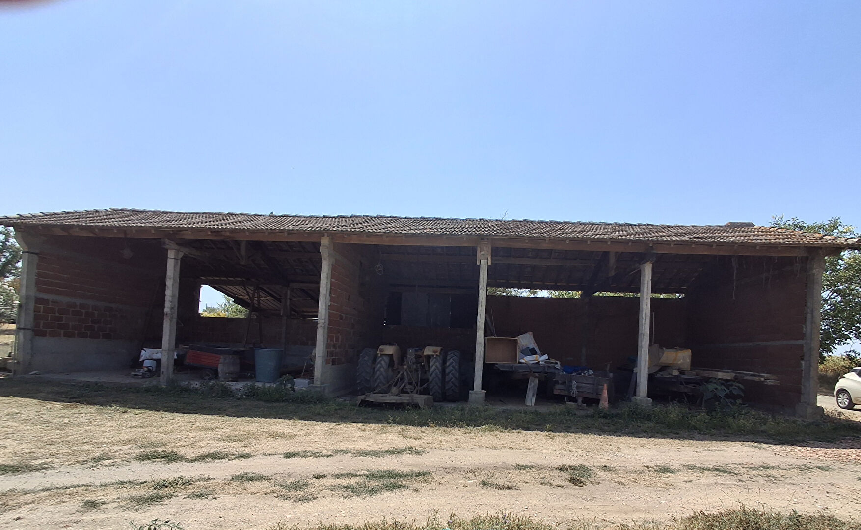 Terrain L ISLE JOURDAIN (32600) 2008.00 m&sup2;