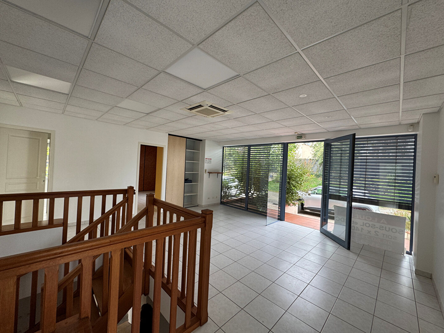 Immeuble L ISLE JOURDAIN (32600) 13 pi&egrave;ces 223.00 m&sup2;