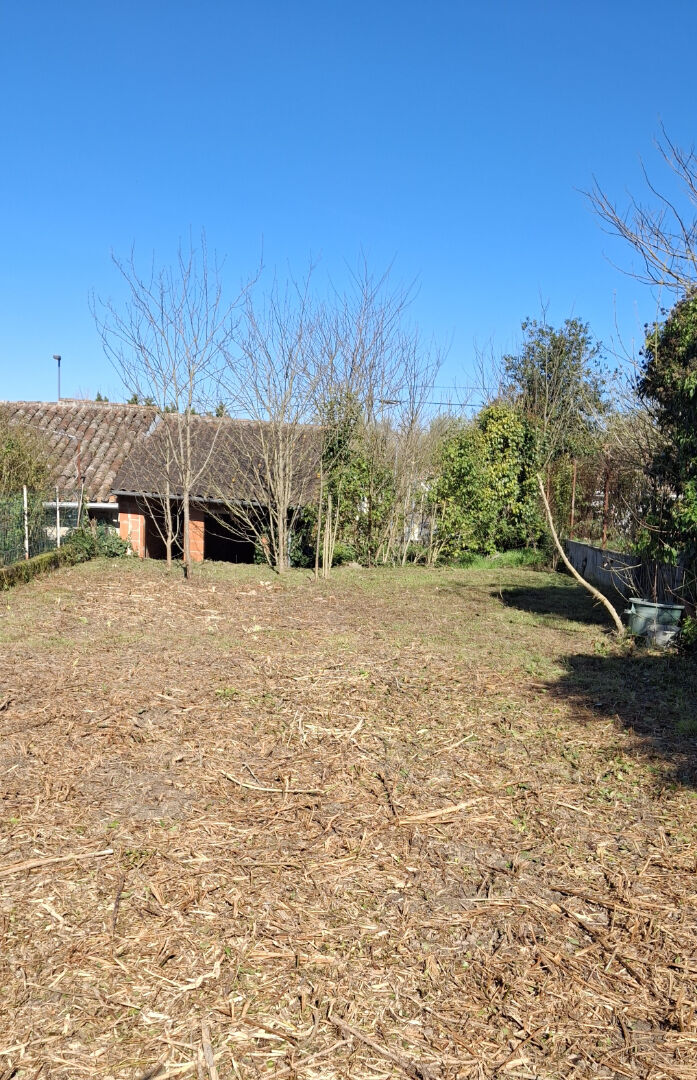 Terrain L ISLE JOURDAIN (32600) 293.00 m&sup2;