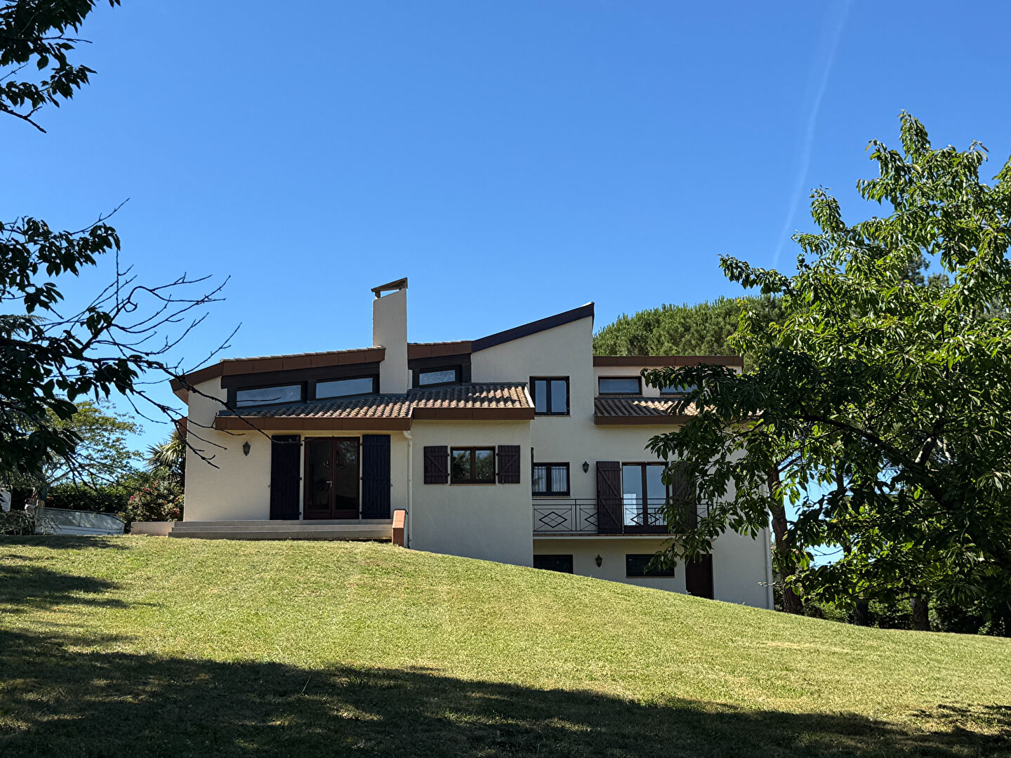 Maison L ISLE JOURDAIN (32600) 5 pi&egrave;ces 177.50 m&sup2;