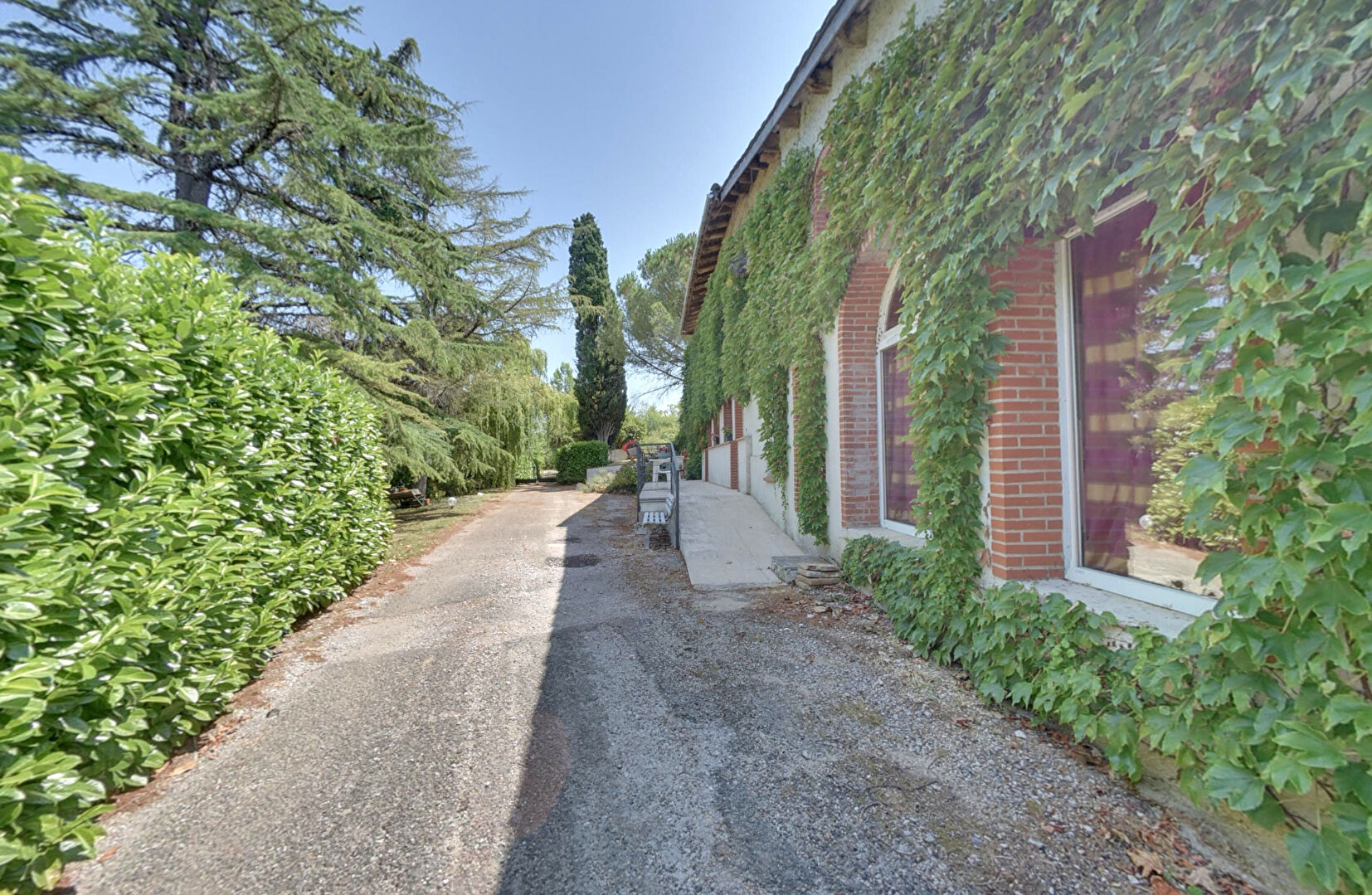 Maison L HONOR DE COS (82130) 18 pièces 400.00 m²