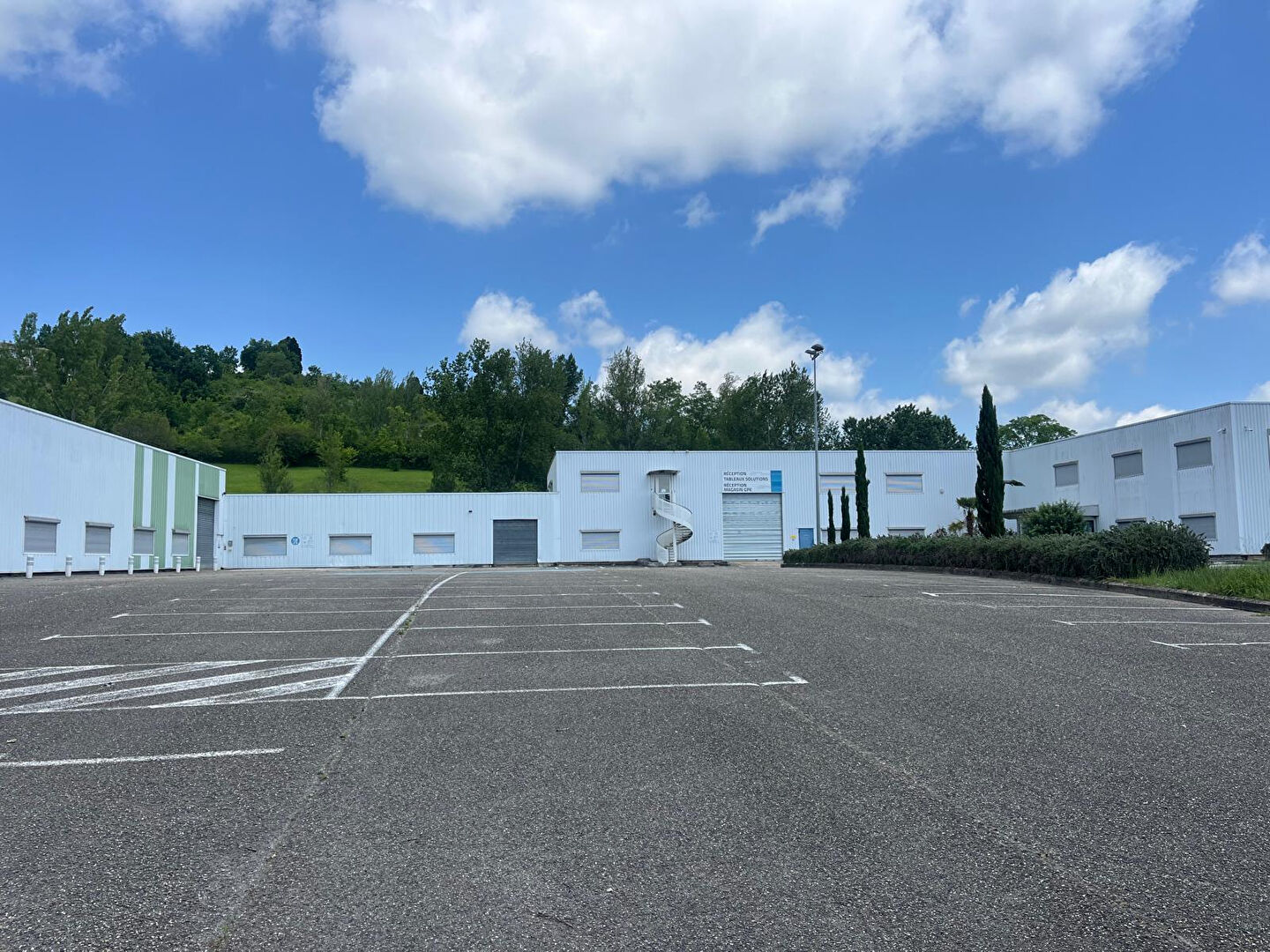 Local d'activité MONTAUBAN (82000) 6500.00 m²