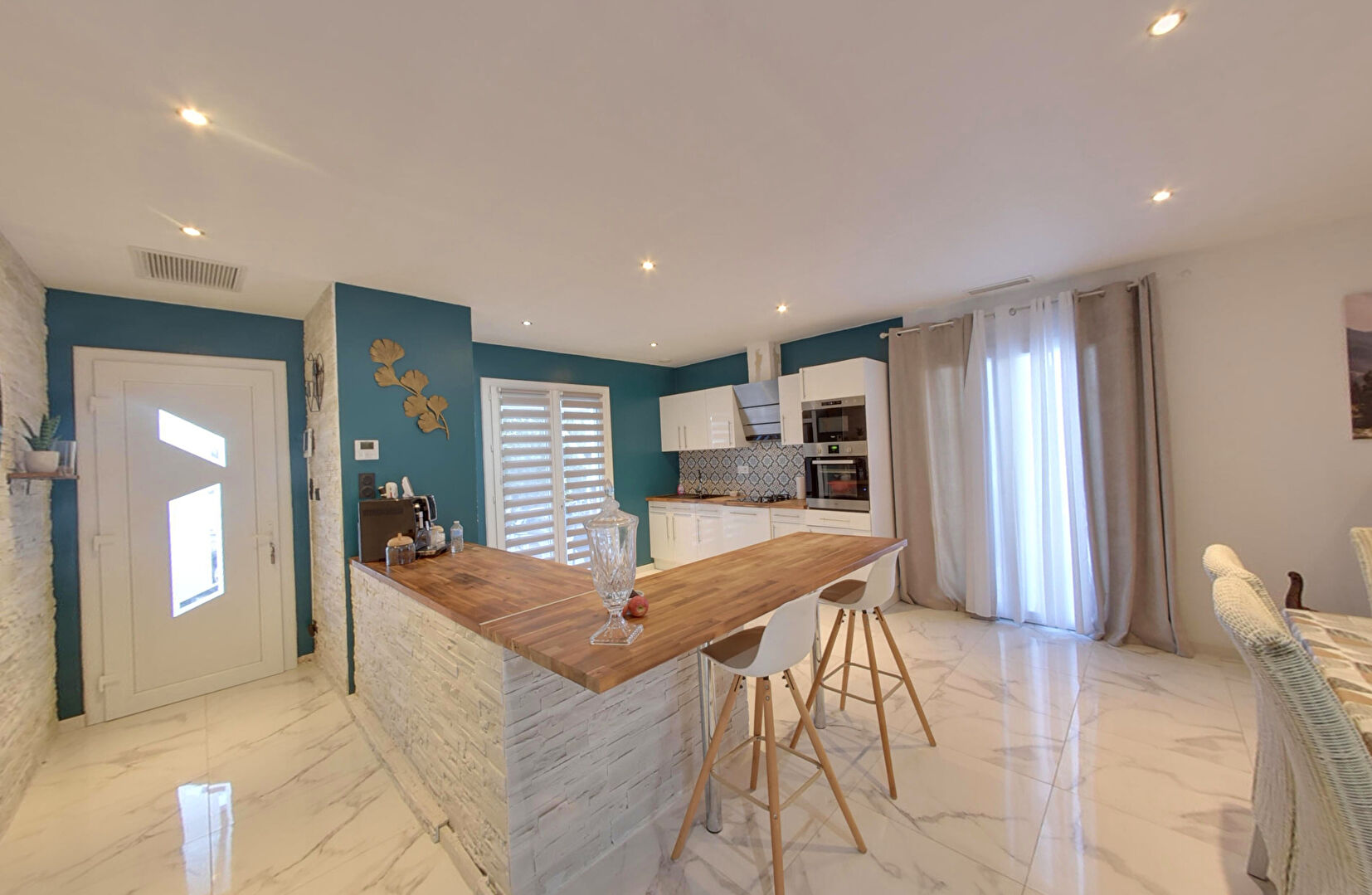 Maison BRESSOLS (82710) 4 pièces 111.00 m²