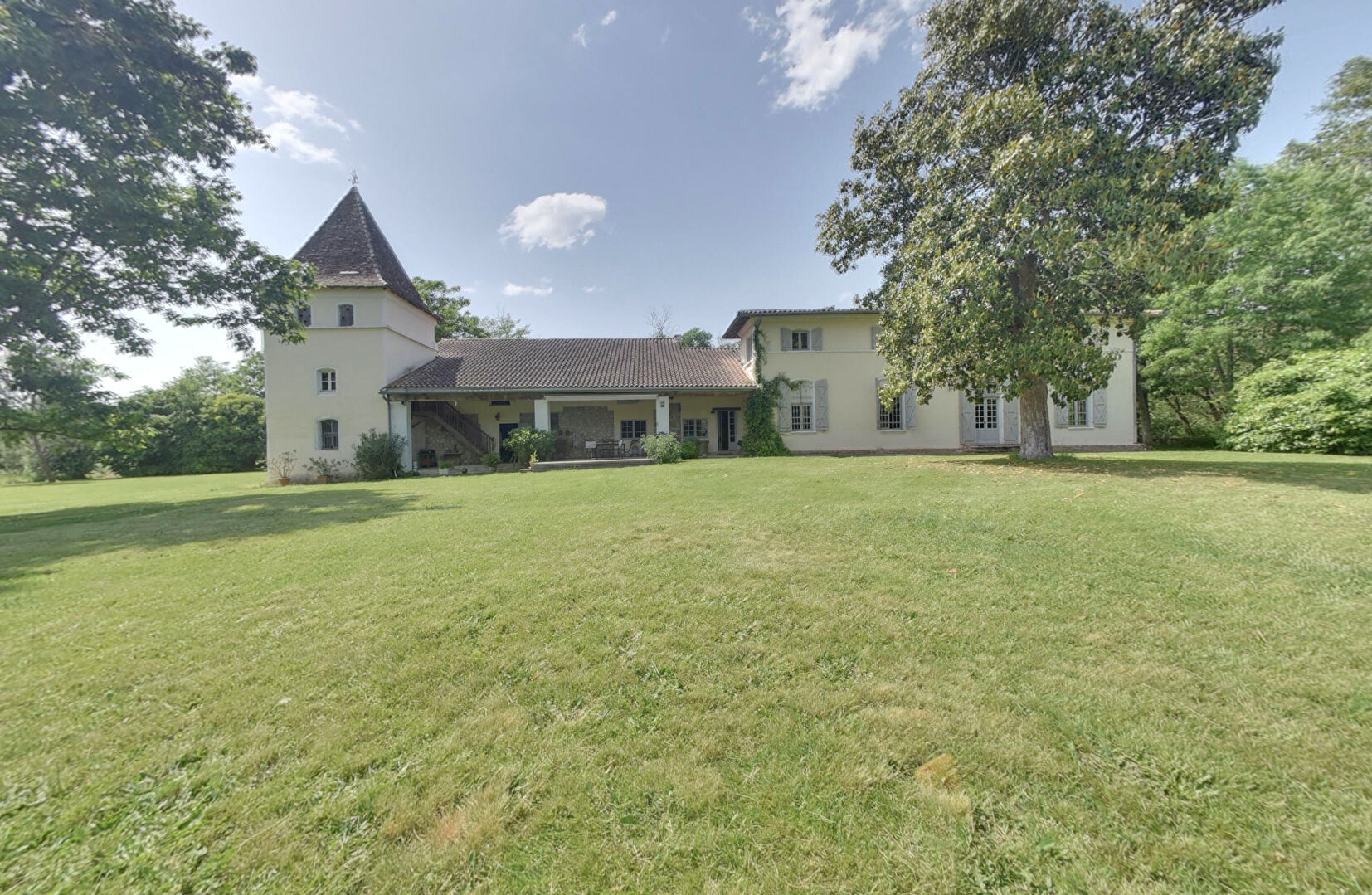Maison MONTAUBAN (82000) 13 pièces 535.00 m²