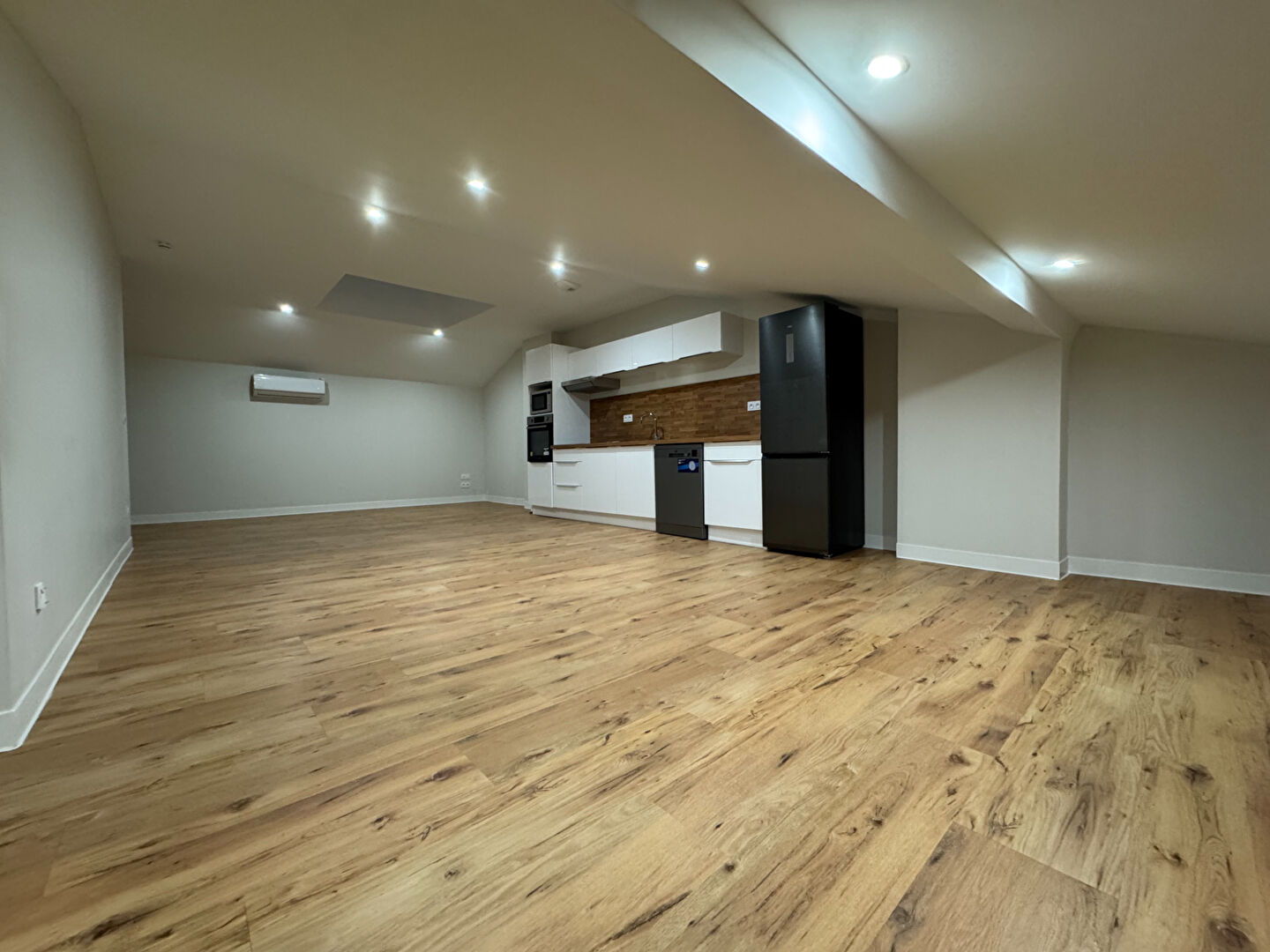 Appartement MONTAUBAN (82000) 3 pi&egrave;ces 107.40 m&sup2;