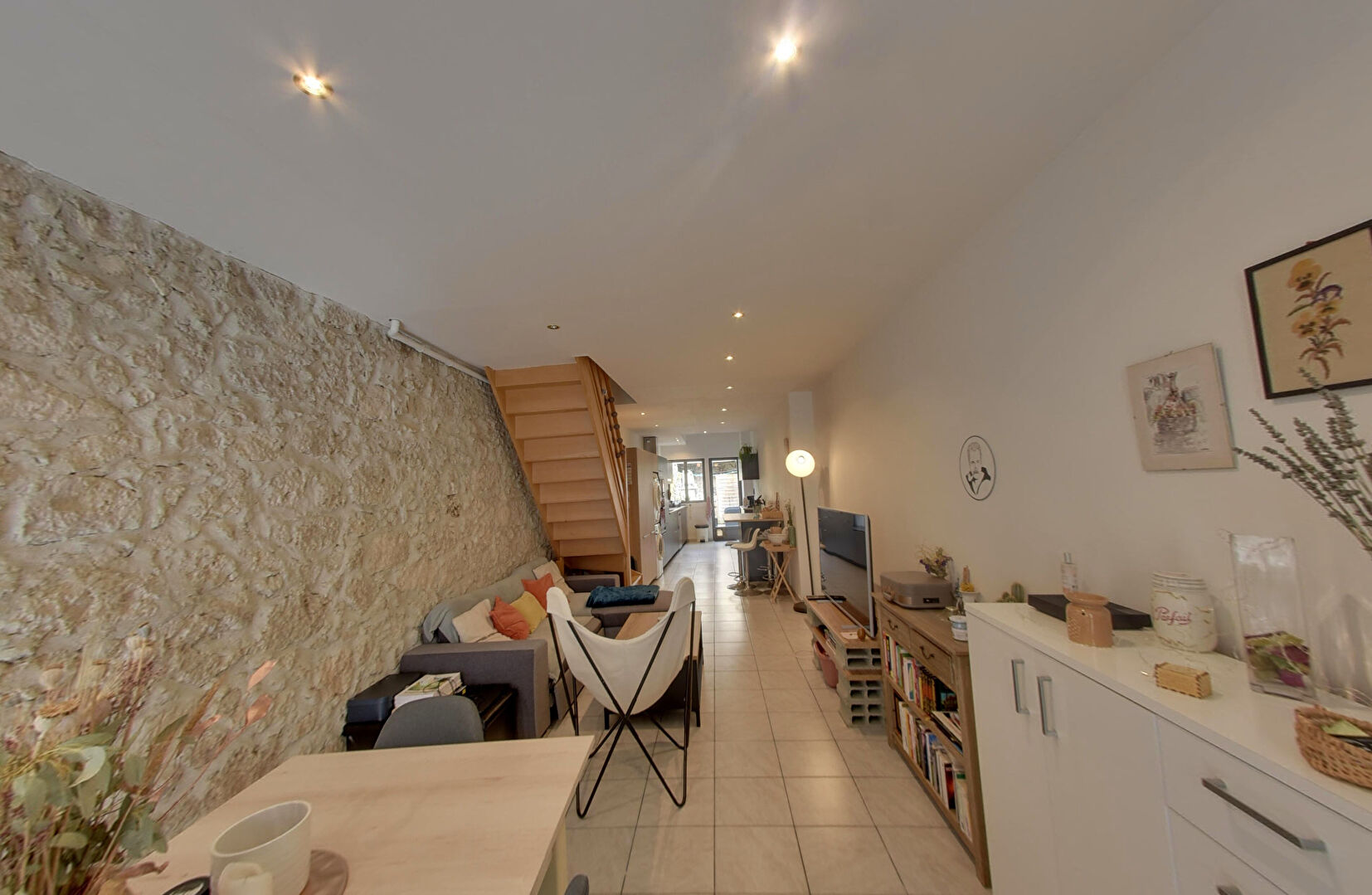 Maison CASTELSAGRAT (82400) 3 pi&egrave;ces 74.00 m&sup2;
