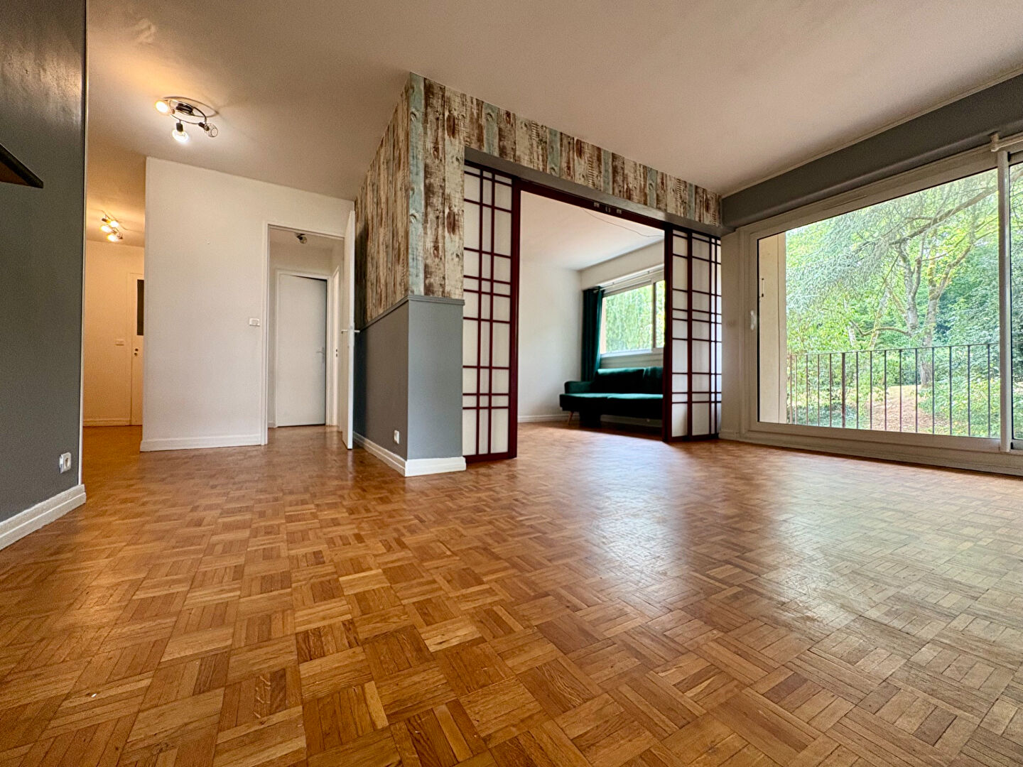 à 7 km de Jouy-en-Josas Exclusif 238 000 € Appartement 3 pièces , 2 chambres 68.04 m² Avec balcon Voir le bien