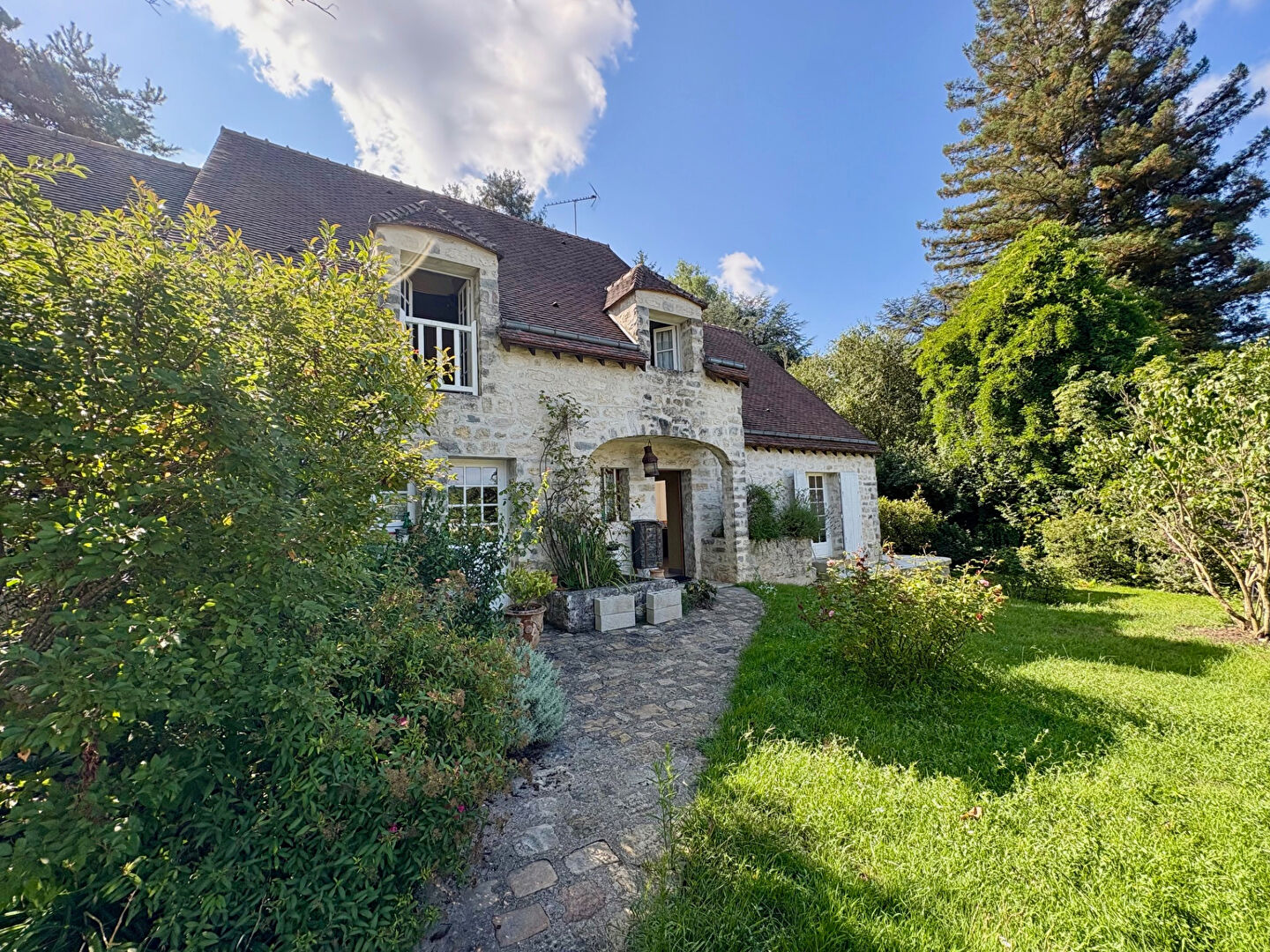 Maison GIF SUR YVETTE (91190) 7 pièces 187.74 m²