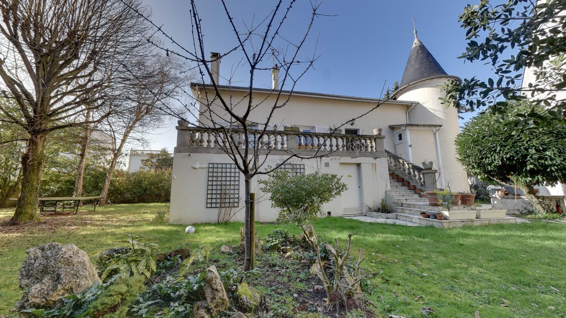 Bry-sur-Marne (94) Exclusif 947 000 € Maison 6 pièces , 4 chambres 156.00 m² Avec jardin, terrasse