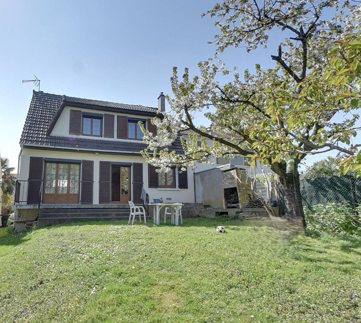 Maison BRY SUR MARNE (94360) 5 pièces 120.14 m²
