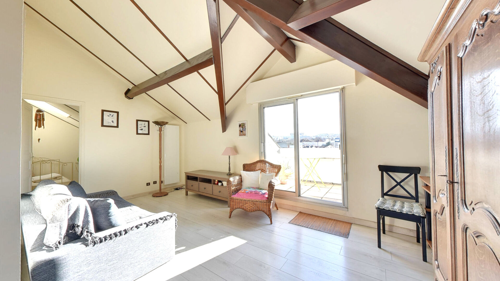 Bry-sur-Marne (94) Exclusif 299 900 € Appartement 3 pièces , 2 chambres 51.33 m² Avec balcon