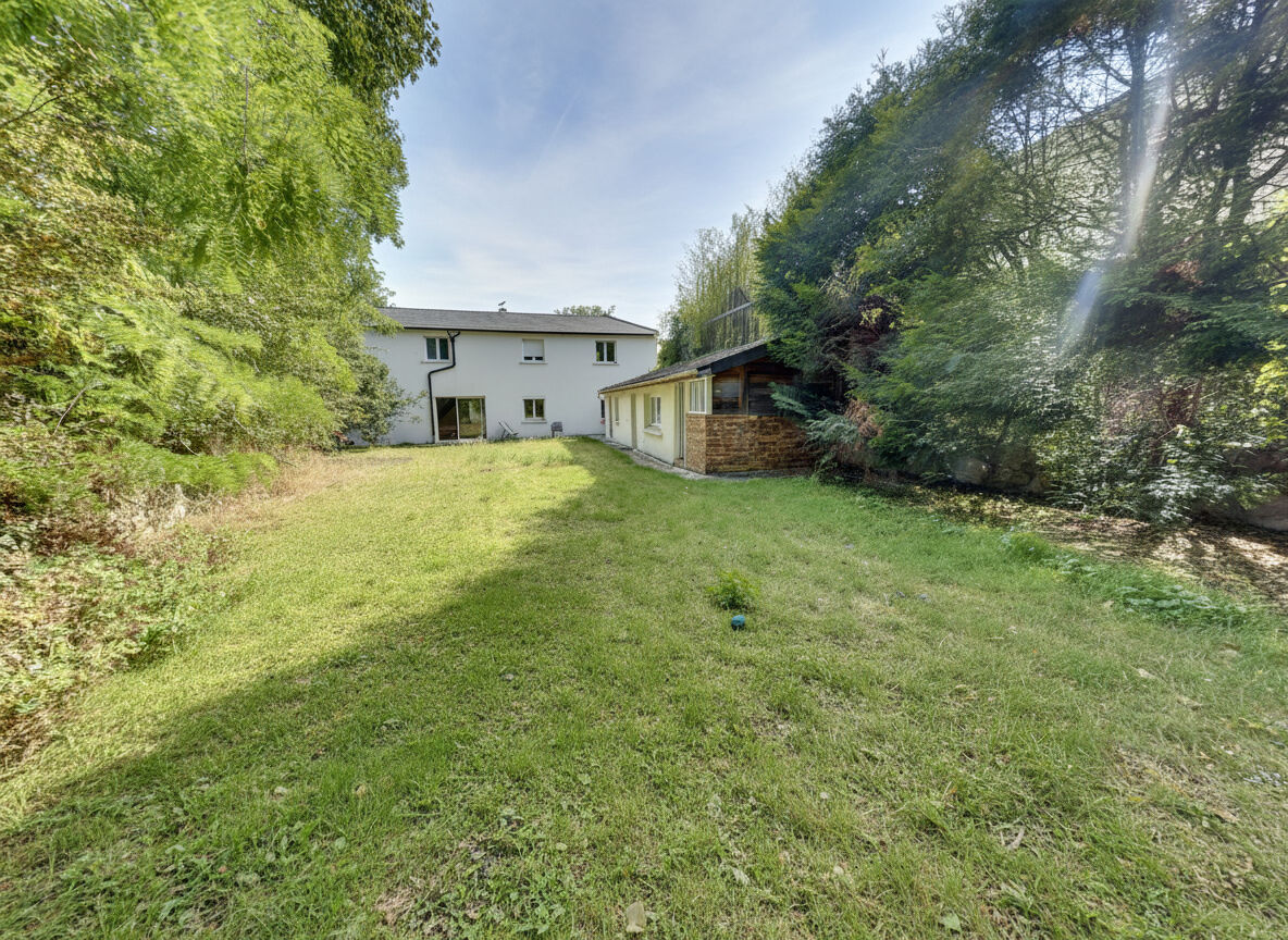 Immeuble BRY SUR MARNE (94360) 7 pi&egrave;ces 189.00 m&sup2;