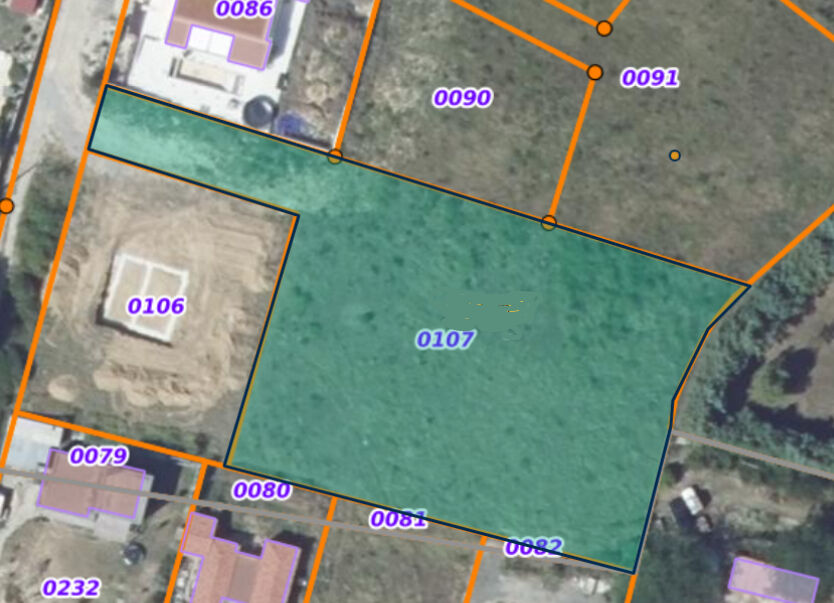 Terrain LIMOUX (11300) 3403.00 m²