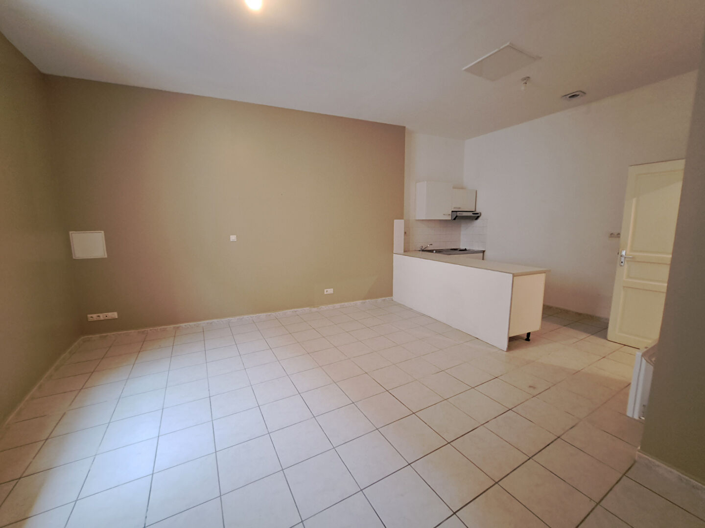 Appartement LIMOUX (11300) 1 pièce 31.92 m²