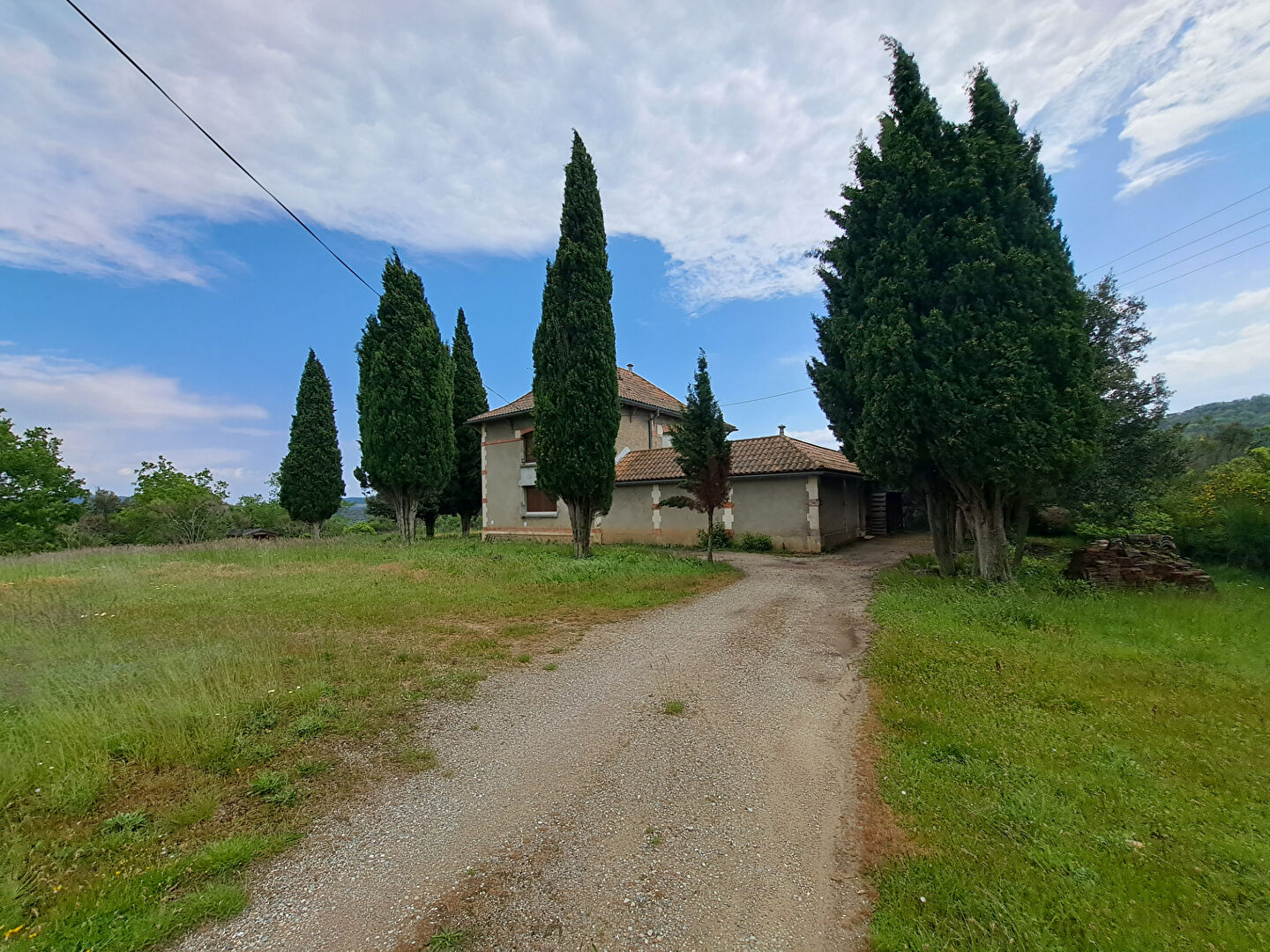 Maison LA BEZOLE (11300) 5 pièces 164.00 m²