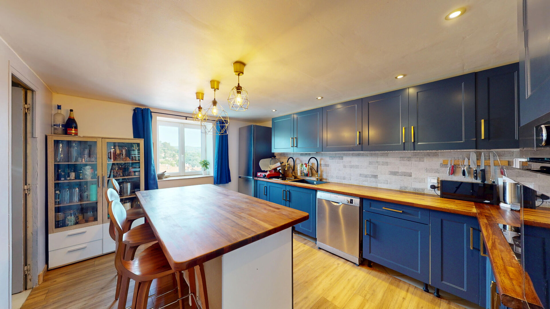 Appartement LIMOUX (11300) 6 pièces 150.97 m²