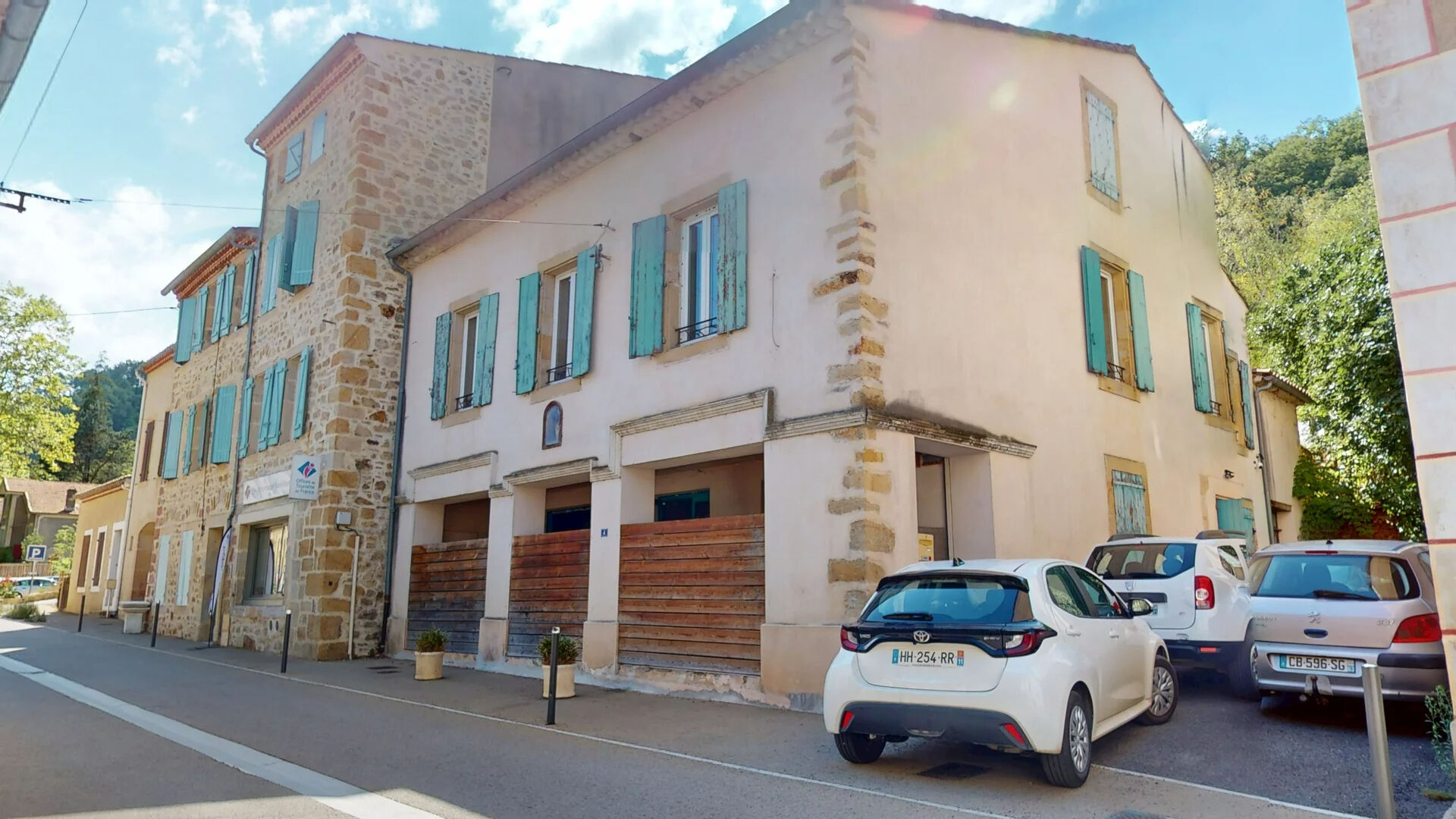 Maison 7 pièces 245 m² · à Rennes-les-Bains · 245,4 m² · 183 900 €