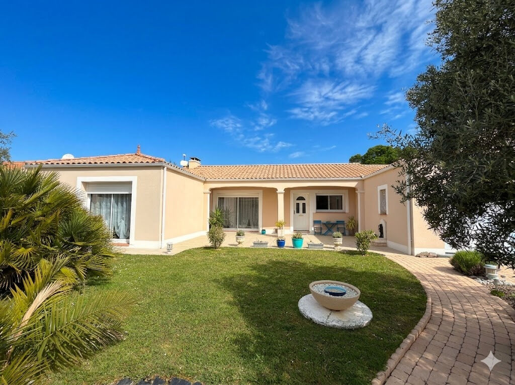 Maison GIVRAND (85800) 4 pi&egrave;ces 133.00 m&sup2;