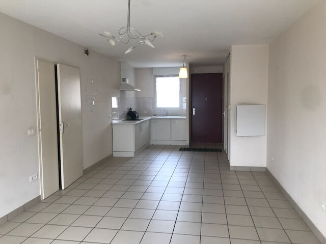 Appartement LE POIRE SUR VIE (85170) 3 pi&egrave;ces 61.90 m&sup2;