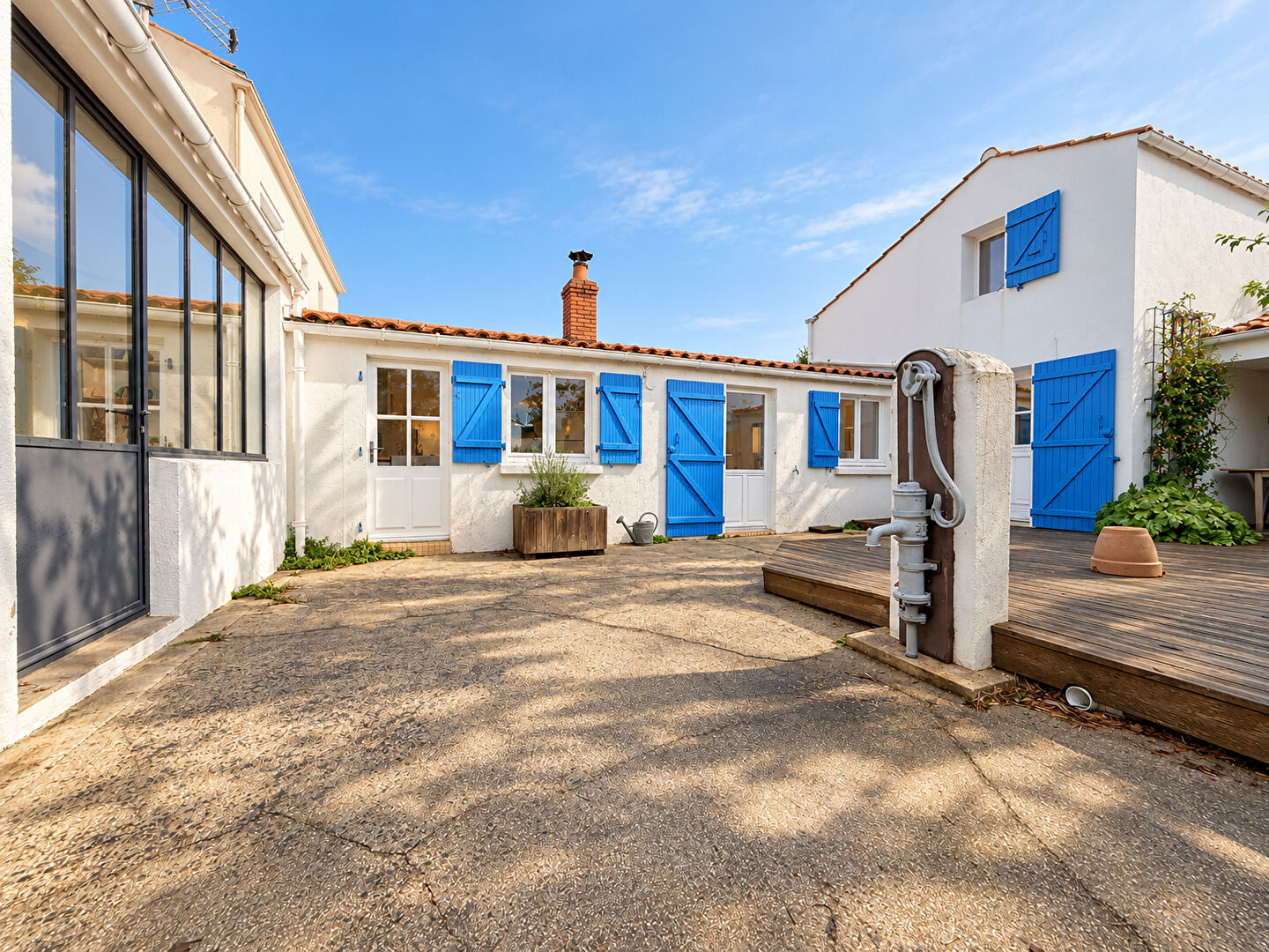 Maison SAINT GILLES CROIX DE VIE (85800) 3 pi&egrave;ces 76.00 m&sup2;