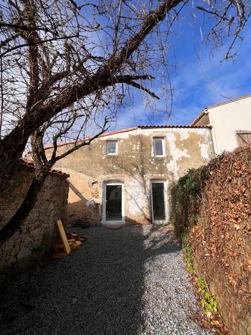 achat-maison-5-pi-ces-aizenay-88-00m-210000-l-adresse
