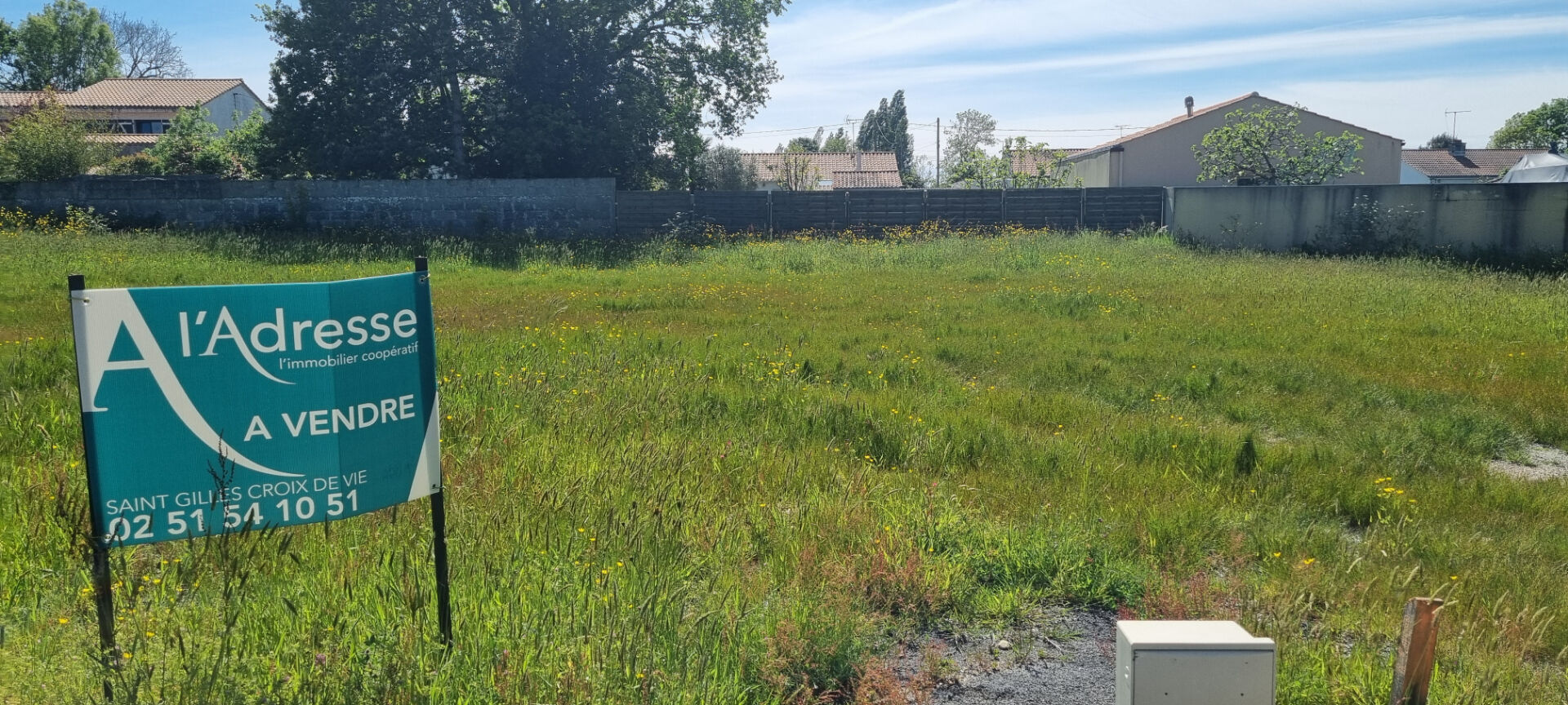 Terrain COMMEQUIERS (85220) 460.00 m²