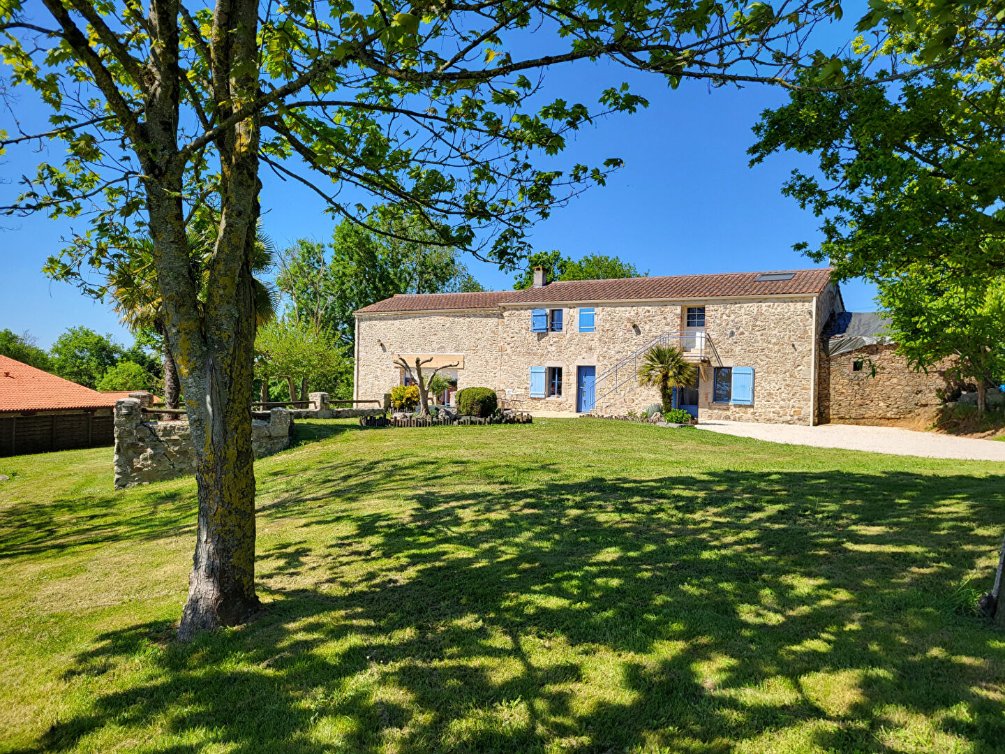 Maison LE POIRE SUR VIE (85170) 6 pièces 180.00 m²