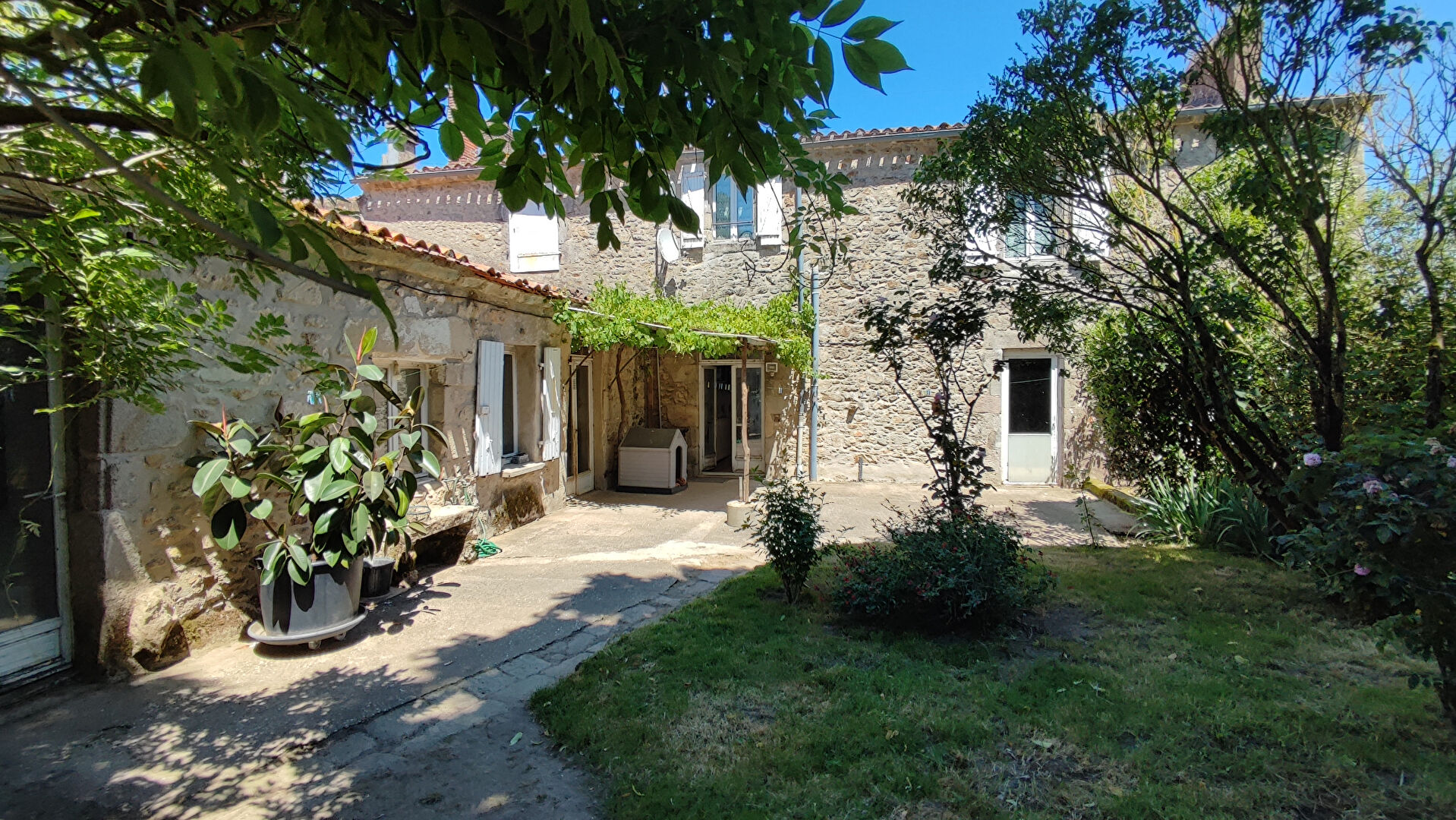 Maison PALLUAU (85670) 7 pi&egrave;ces 229.00 m&sup2;