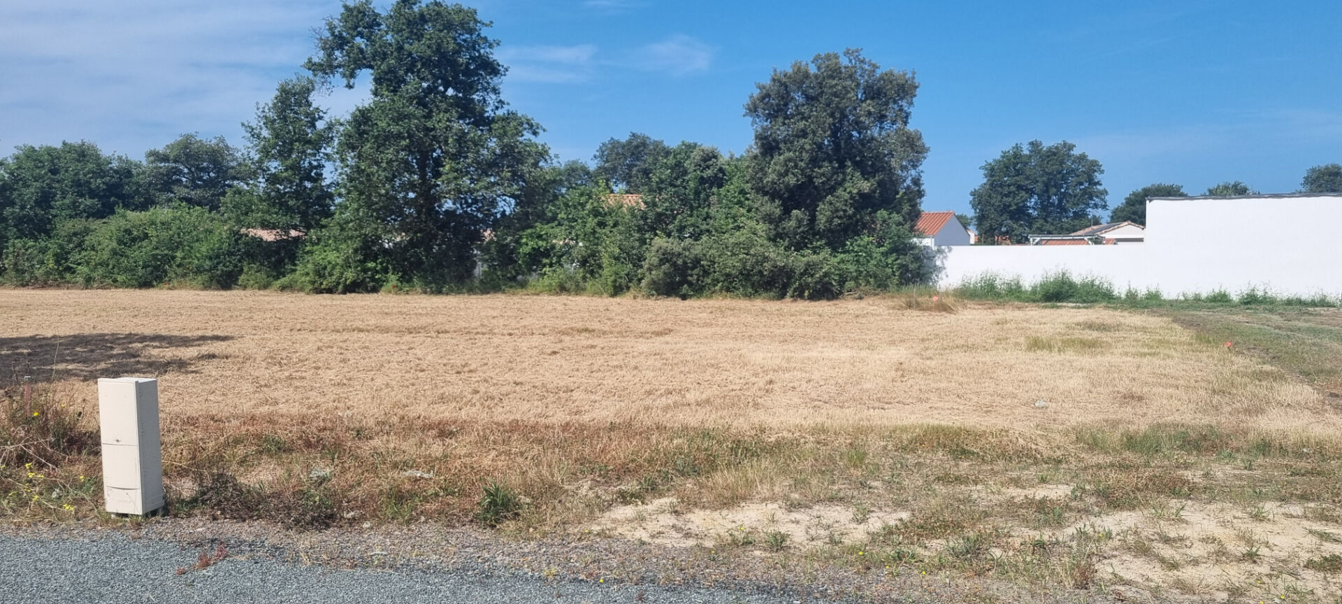 Terrain COMMEQUIERS (85220) 463.00 m²