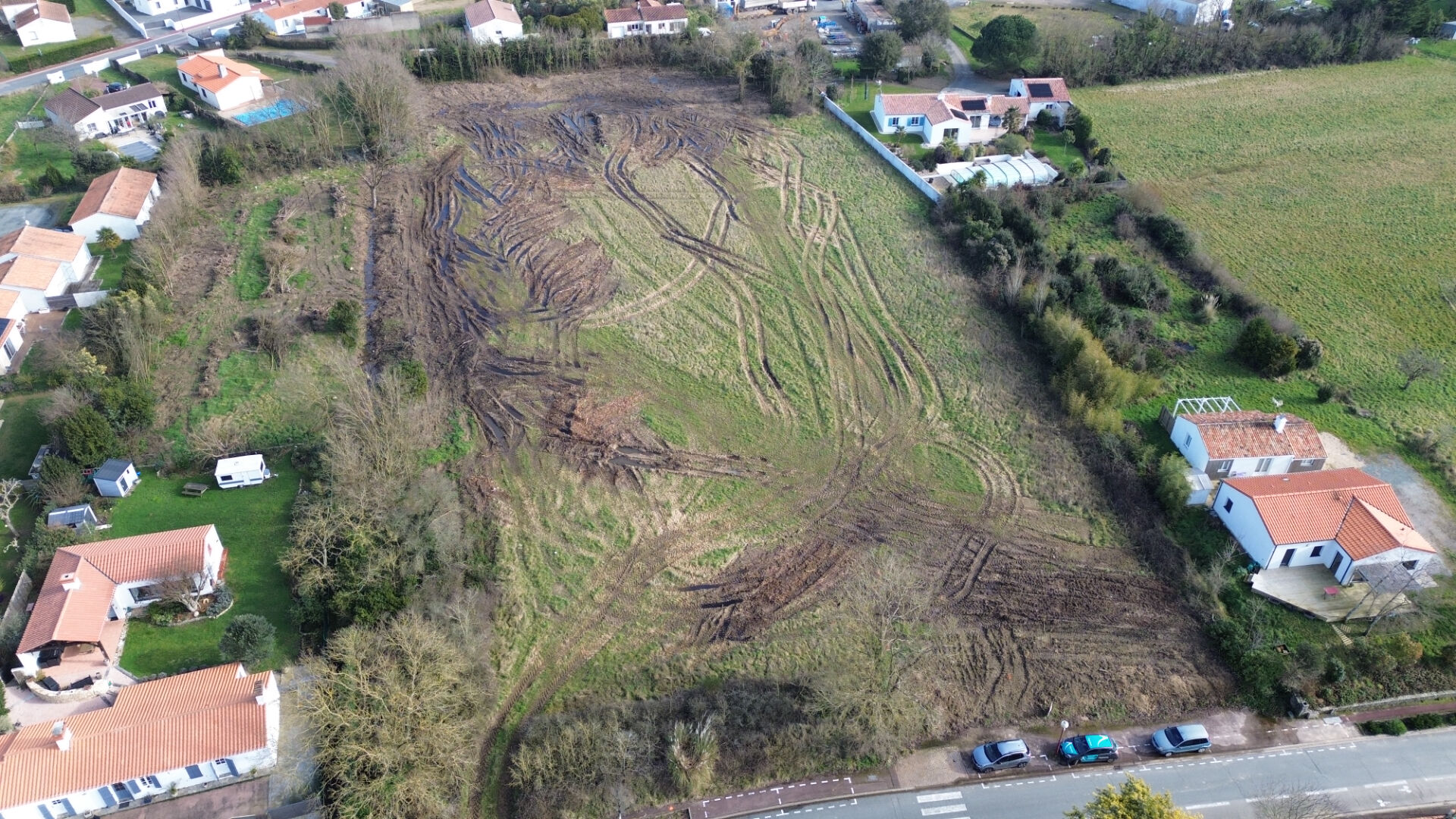 Terrain LE FENOUILLER (85800) 363.00 m&sup2;