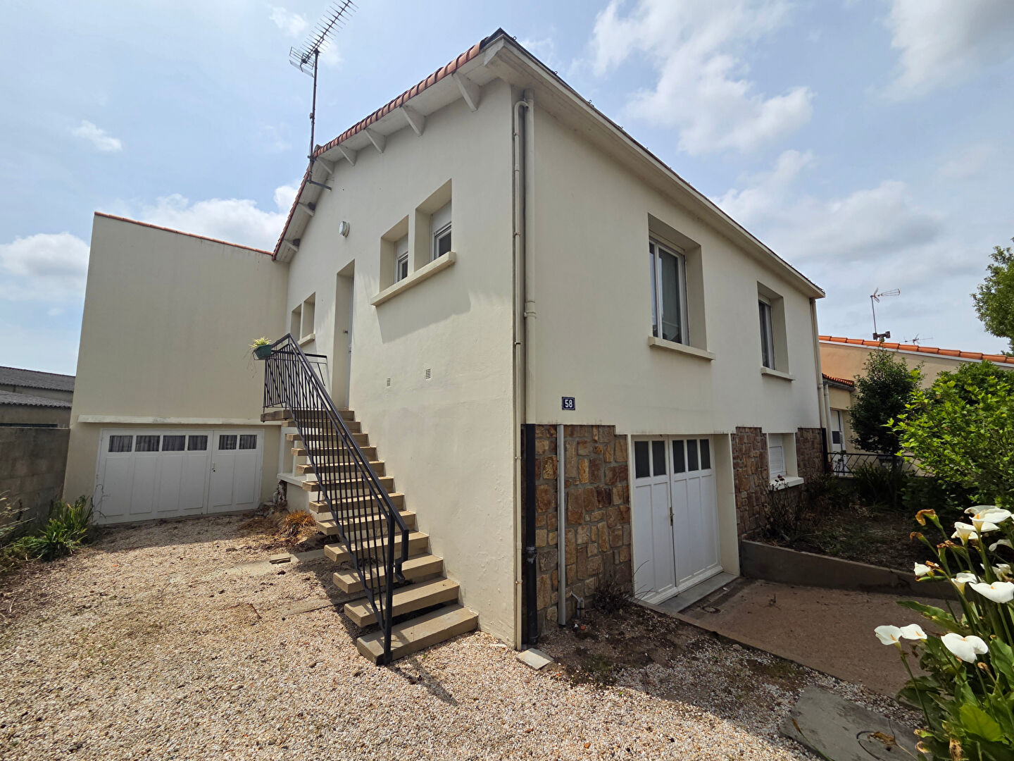 Maison AIZENAY (85190) 5 pièces 80.00 m²