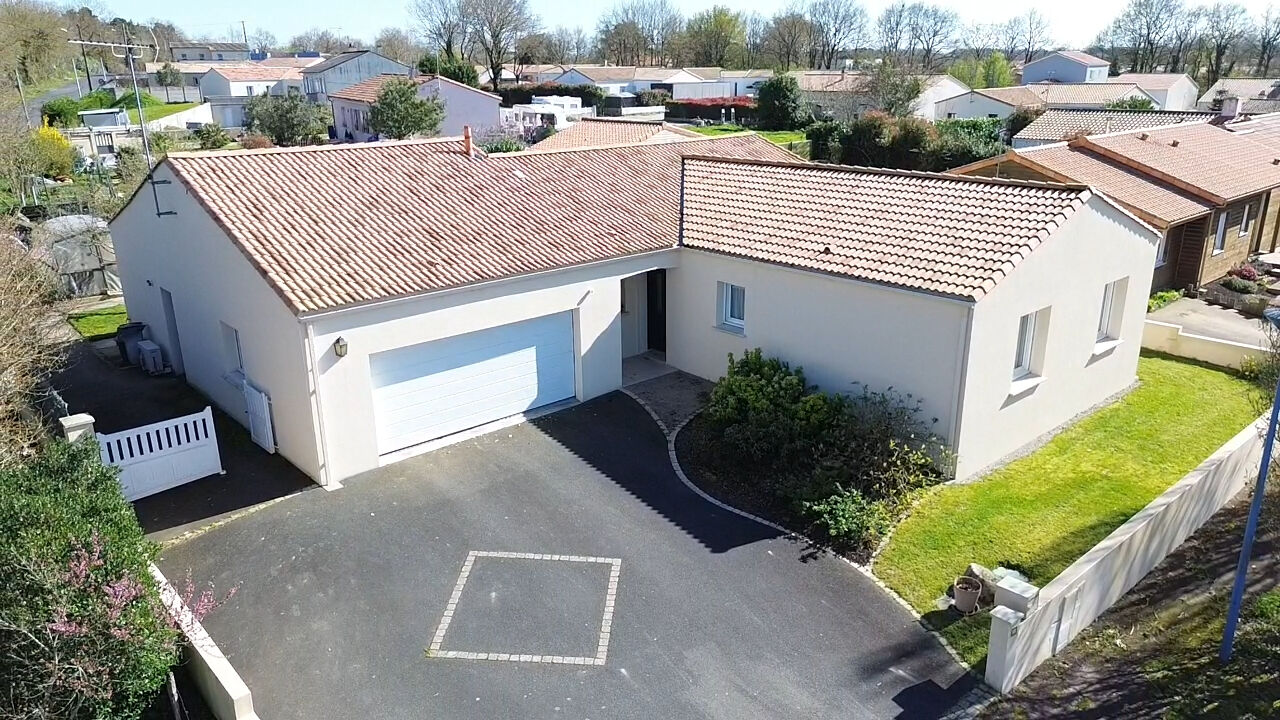 Maison LE POIRE SUR VIE (85170) 5 pi&egrave;ces 129.00 m&sup2;