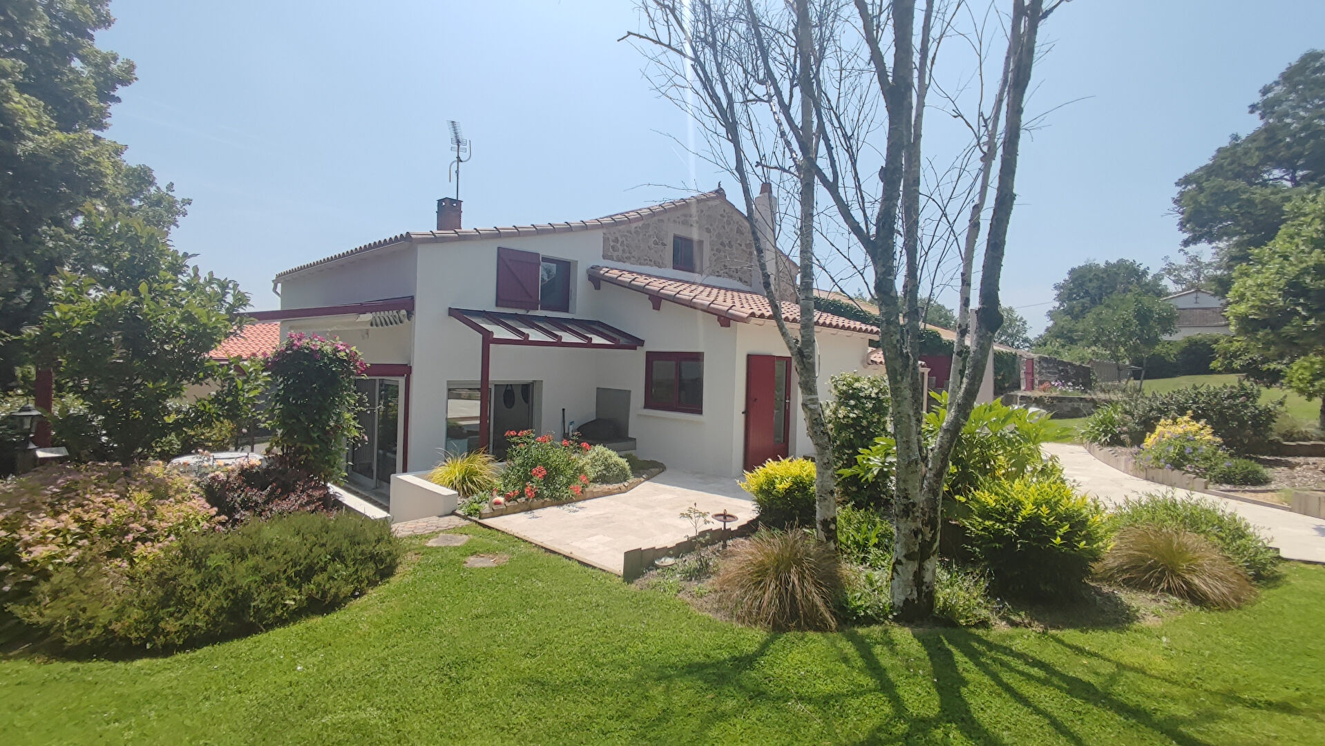 Maison LE POIRE SUR VIE (85170) 7 pièces 127.00 m²