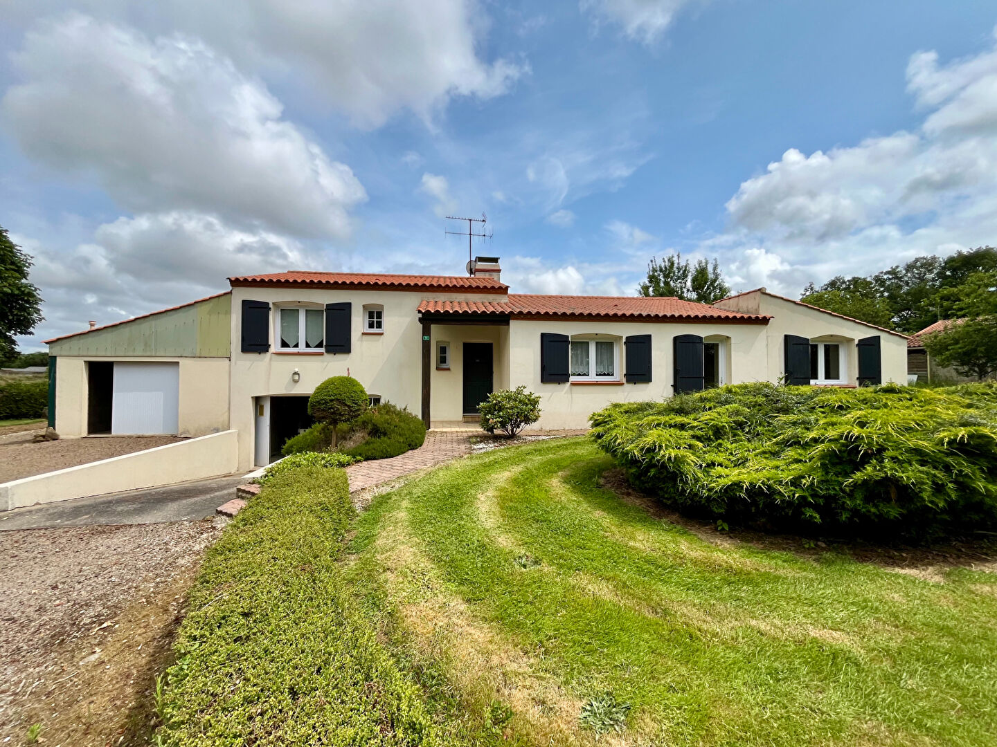 Maison COMMEQUIERS (85220) 5 pièces 133.00 m²