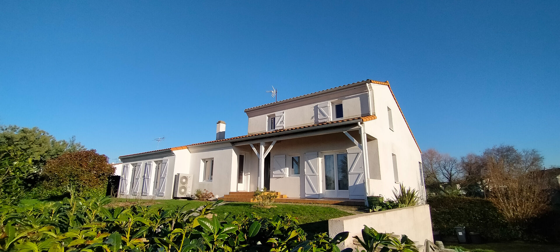 Maison LE POIRE SUR VIE (85170) 8 pièces 211.00 m²