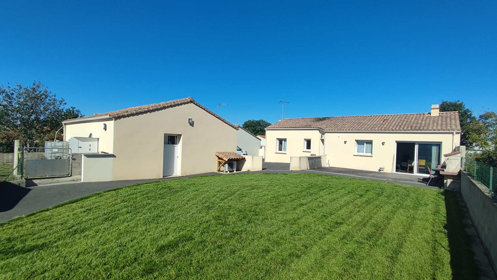 Maison LA GENETOUZE (85190) 5 pièces 99.00 m²