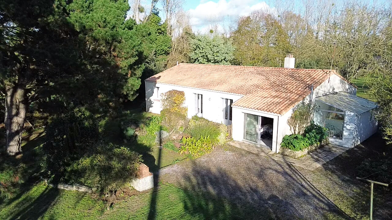 Maison AIZENAY (85190) 6 pièces 117.00 m²