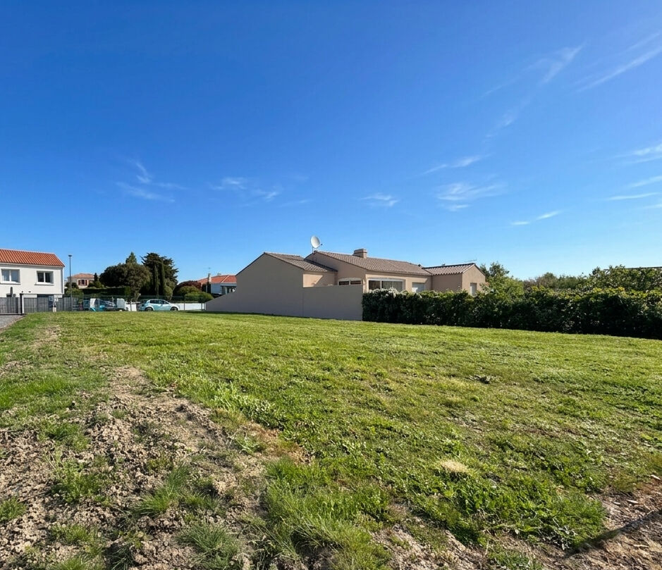 Terrain LE FENOUILLER (85800) 486.00 m&sup2;