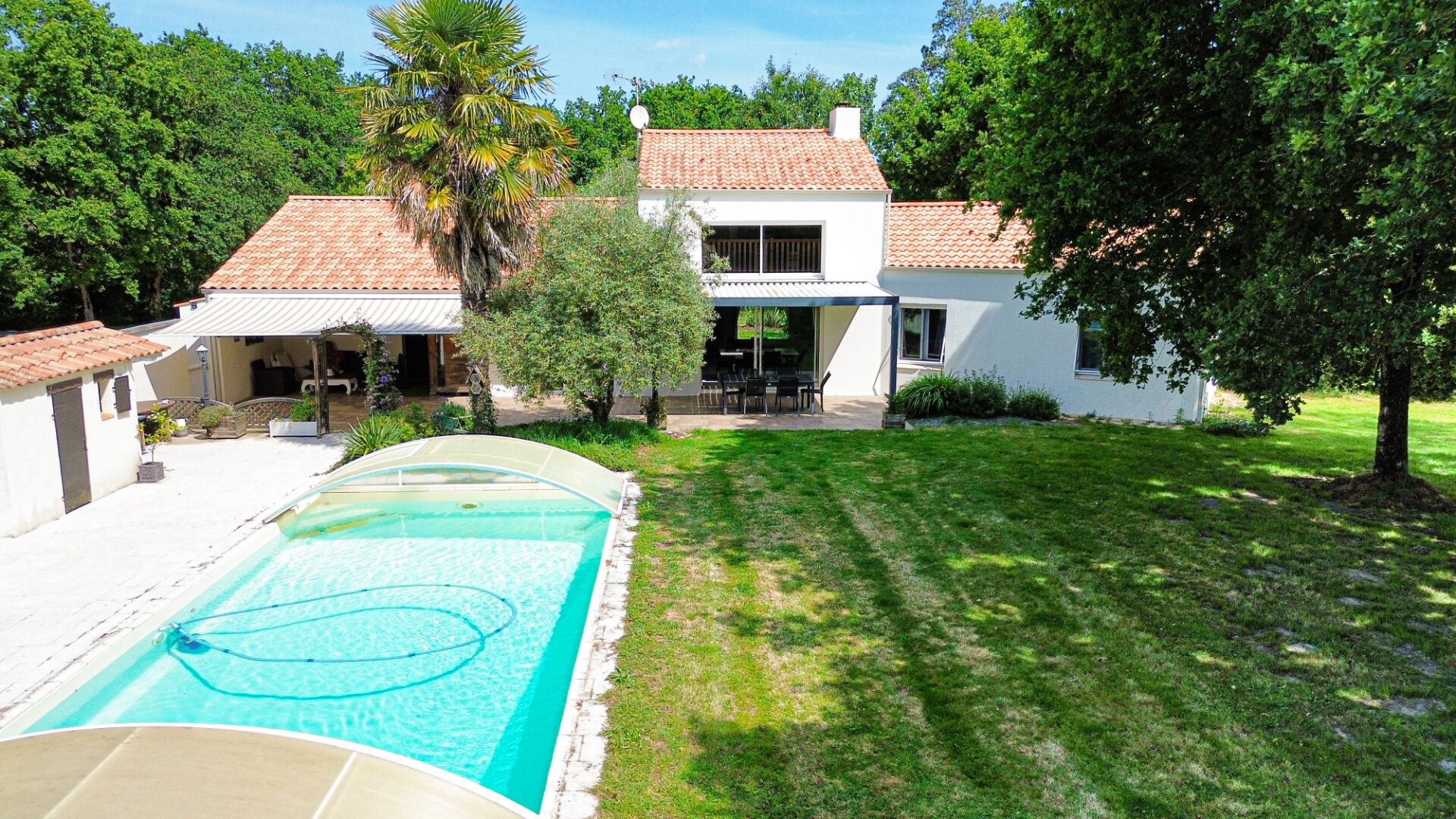 Maison LE FENOUILLER (85800) 6 pi&egrave;ces 190.00 m&sup2;