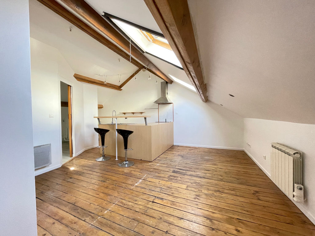 Appartement REIMS (51100) 1 pièce 25.00 m²